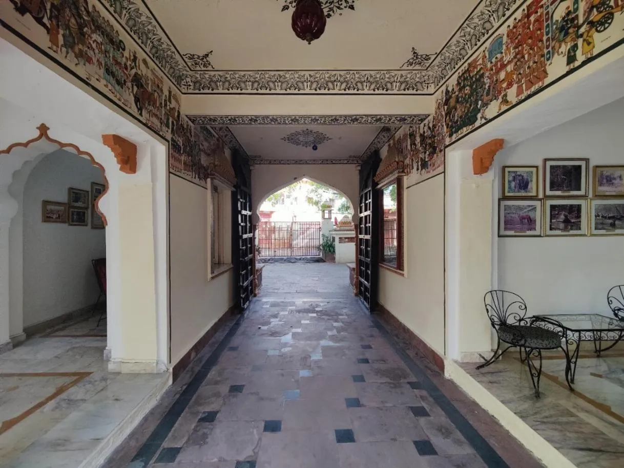 Palkiya Haveli - Heritage Hotel
