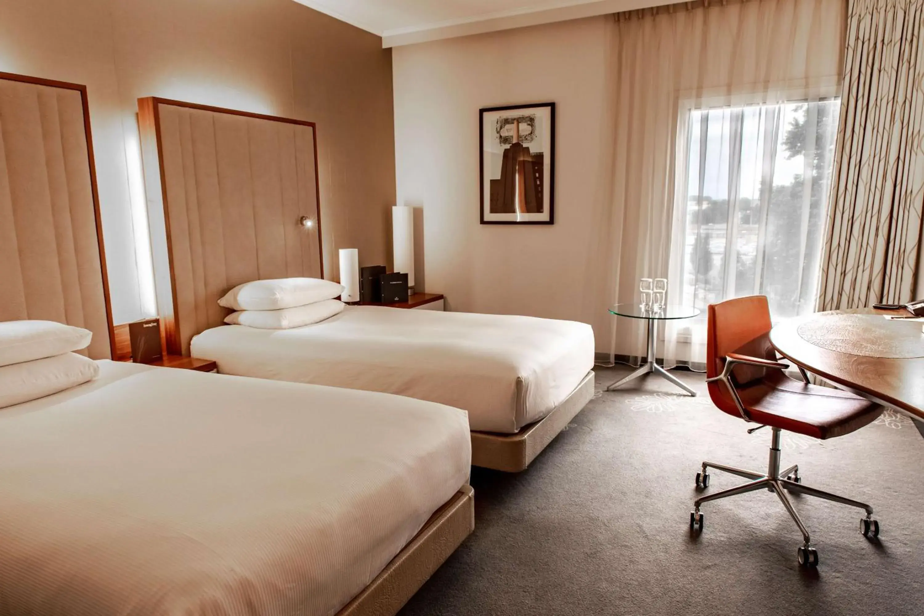 Twin Room in Hilton London Heathrow Airport Terminal 5 Twin Room in Hilton London Heathrow Airport Terminal 5