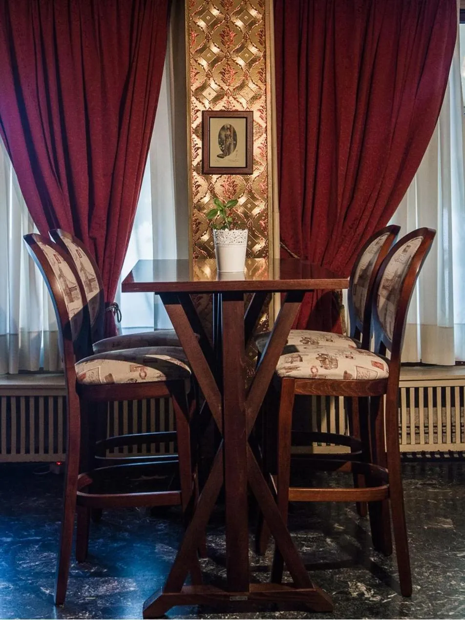 Communal lounge/ TV room in Vienni