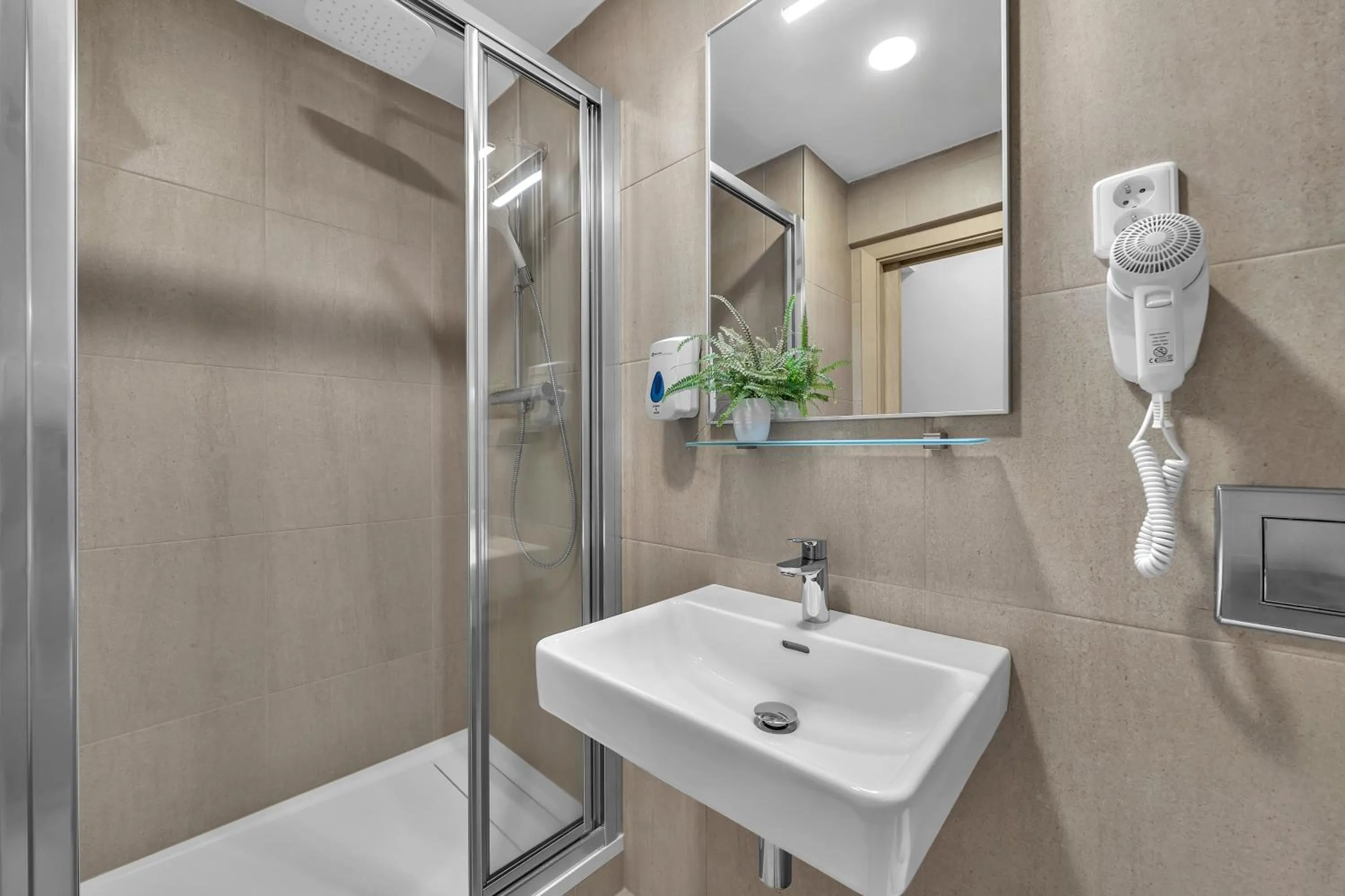 Shower in Abitohotel