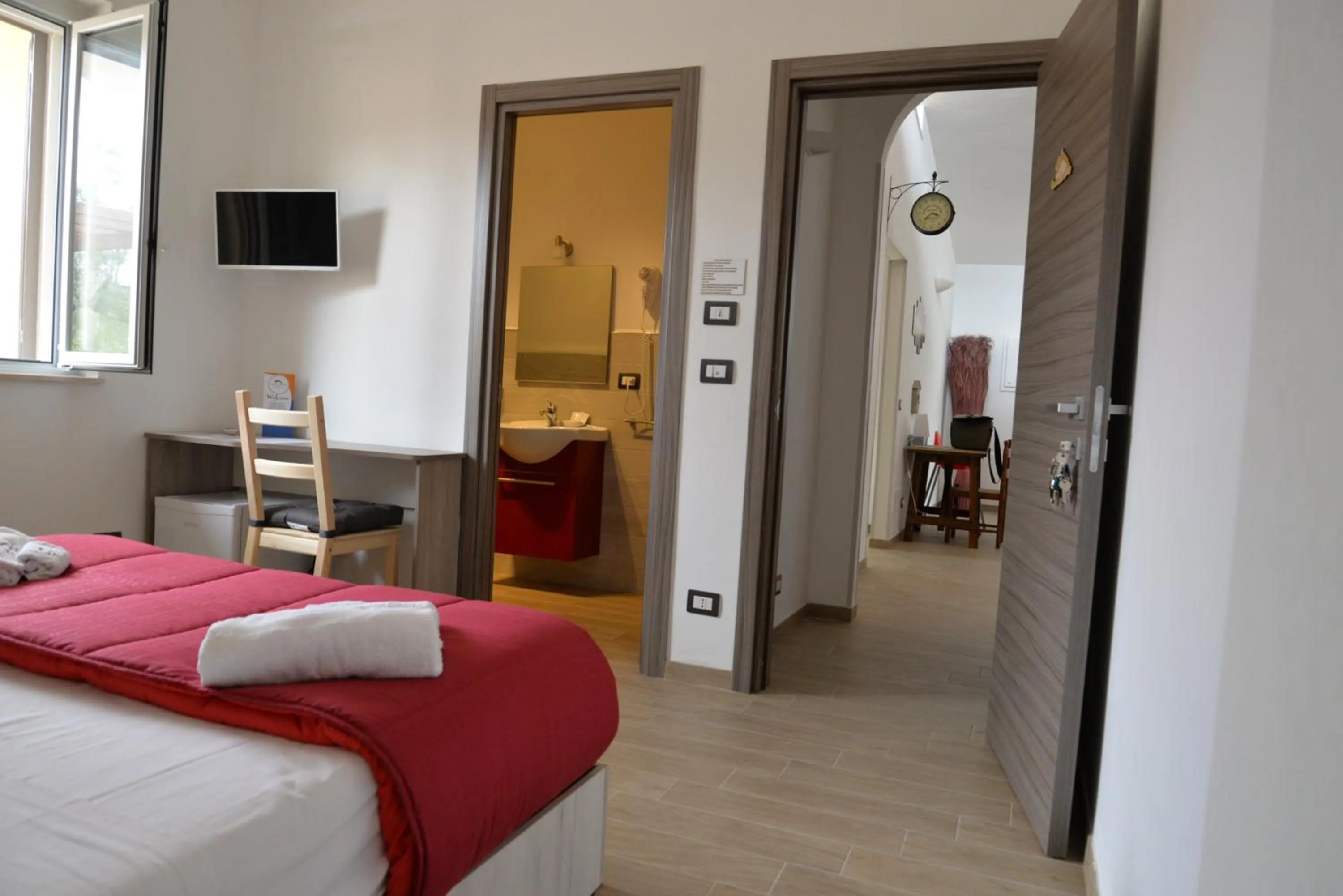 Bedroom, Bed in B&B Lara Santola