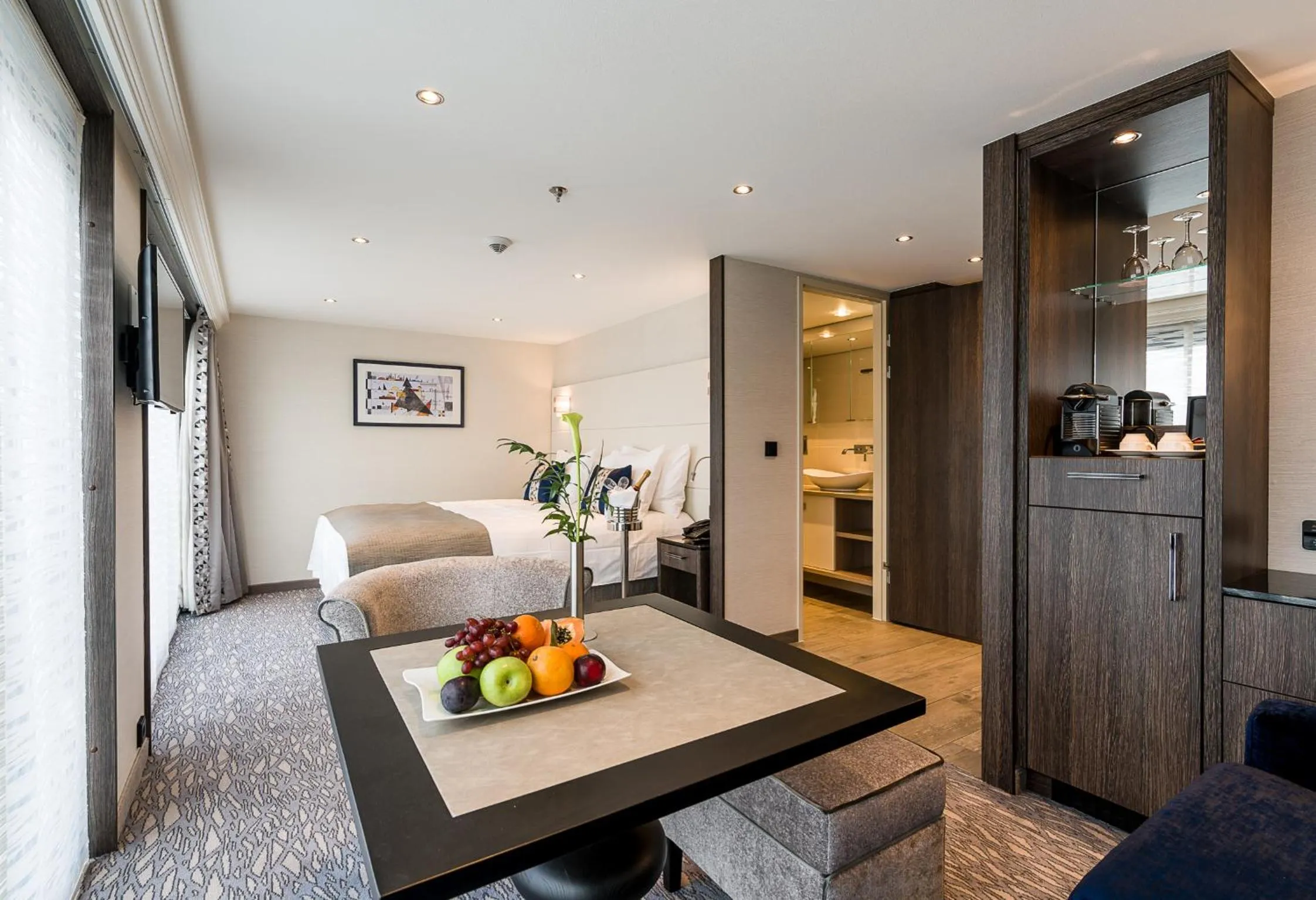 Photo of the whole room in VIVA RIVERSIDE Altstadt Düsseldorf