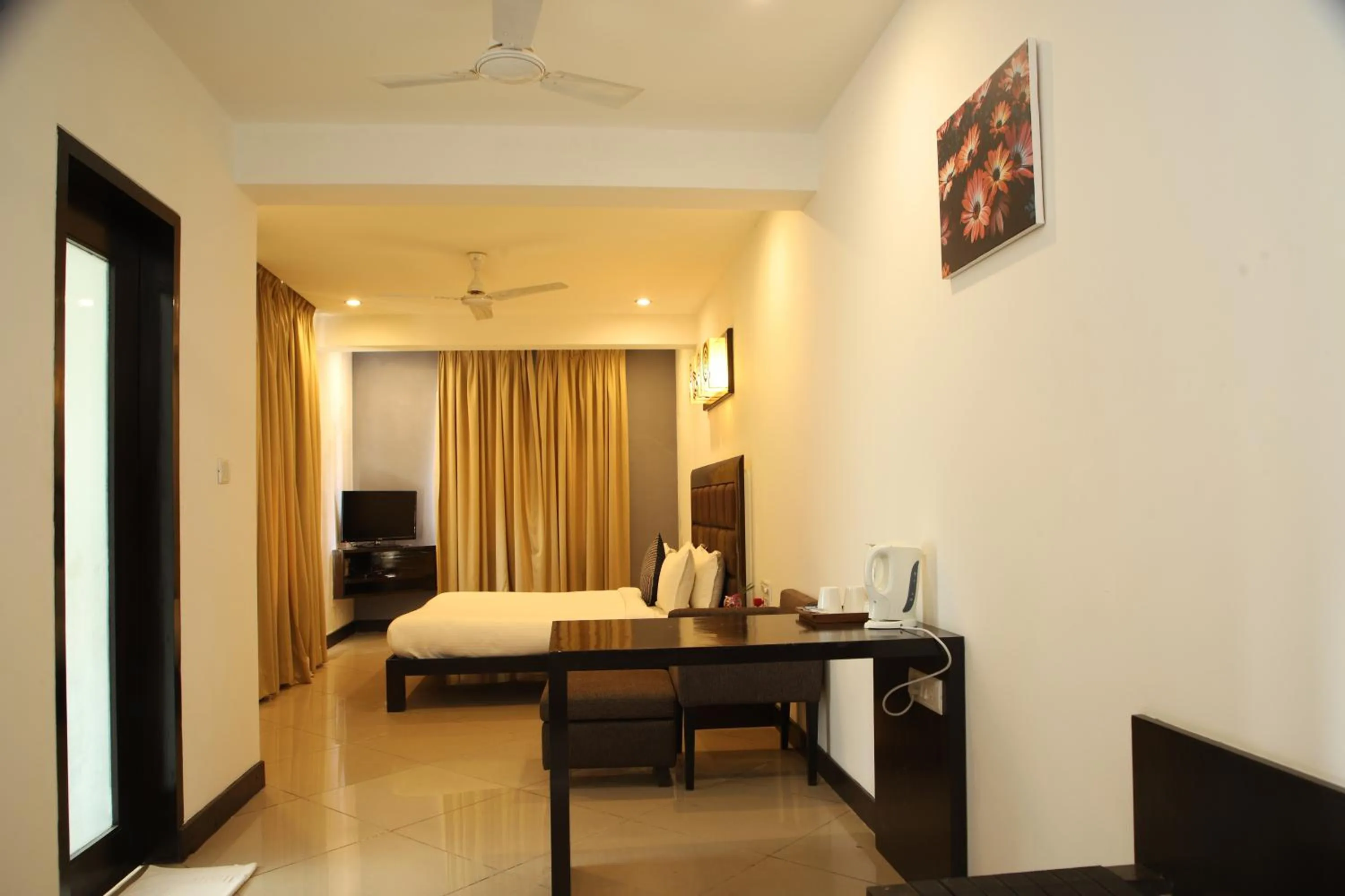 Photo of the whole room, Bed in Casabela Boutique Hotel