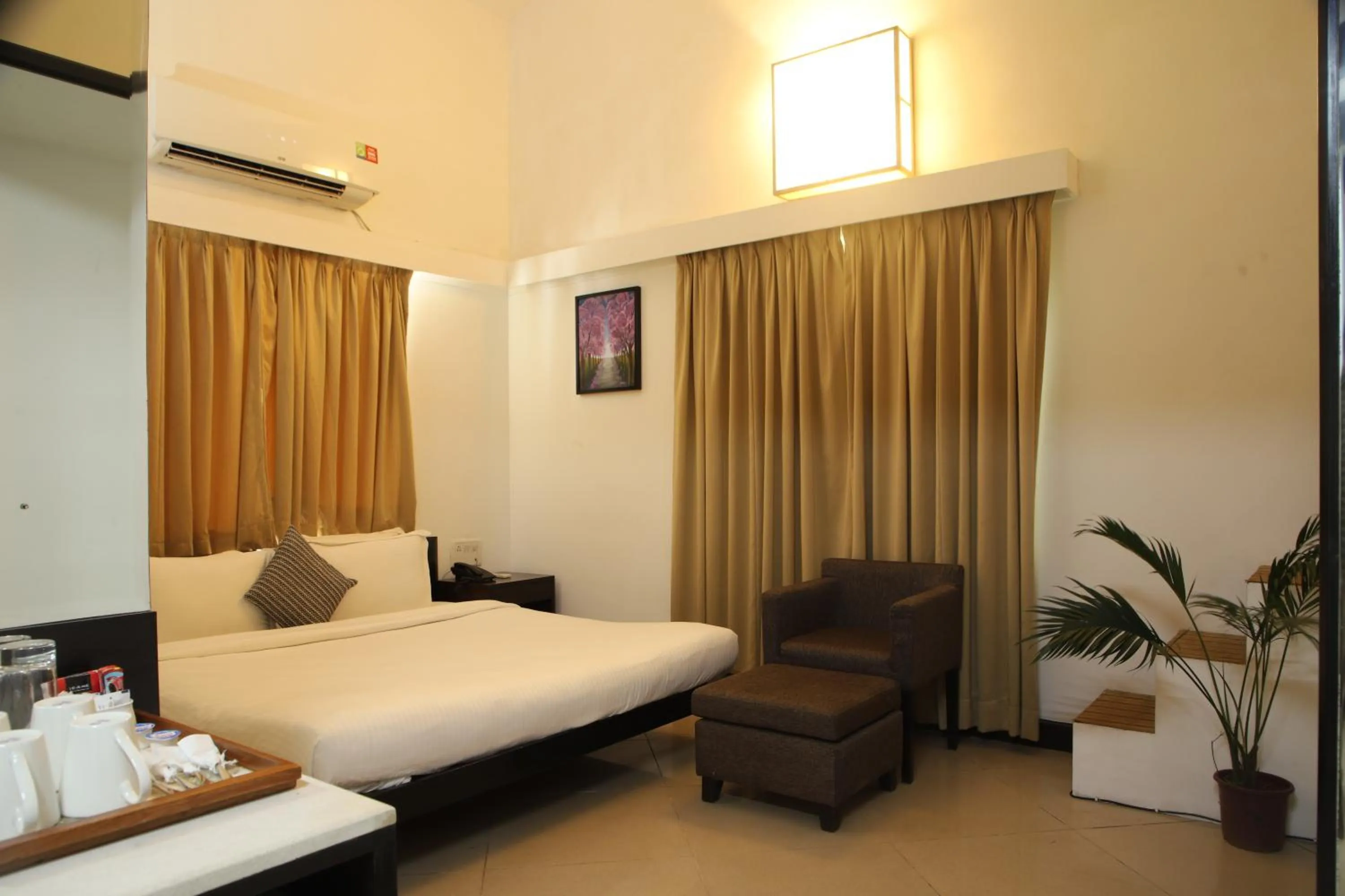 Photo of the whole room, Bed in Casabela Boutique Hotel