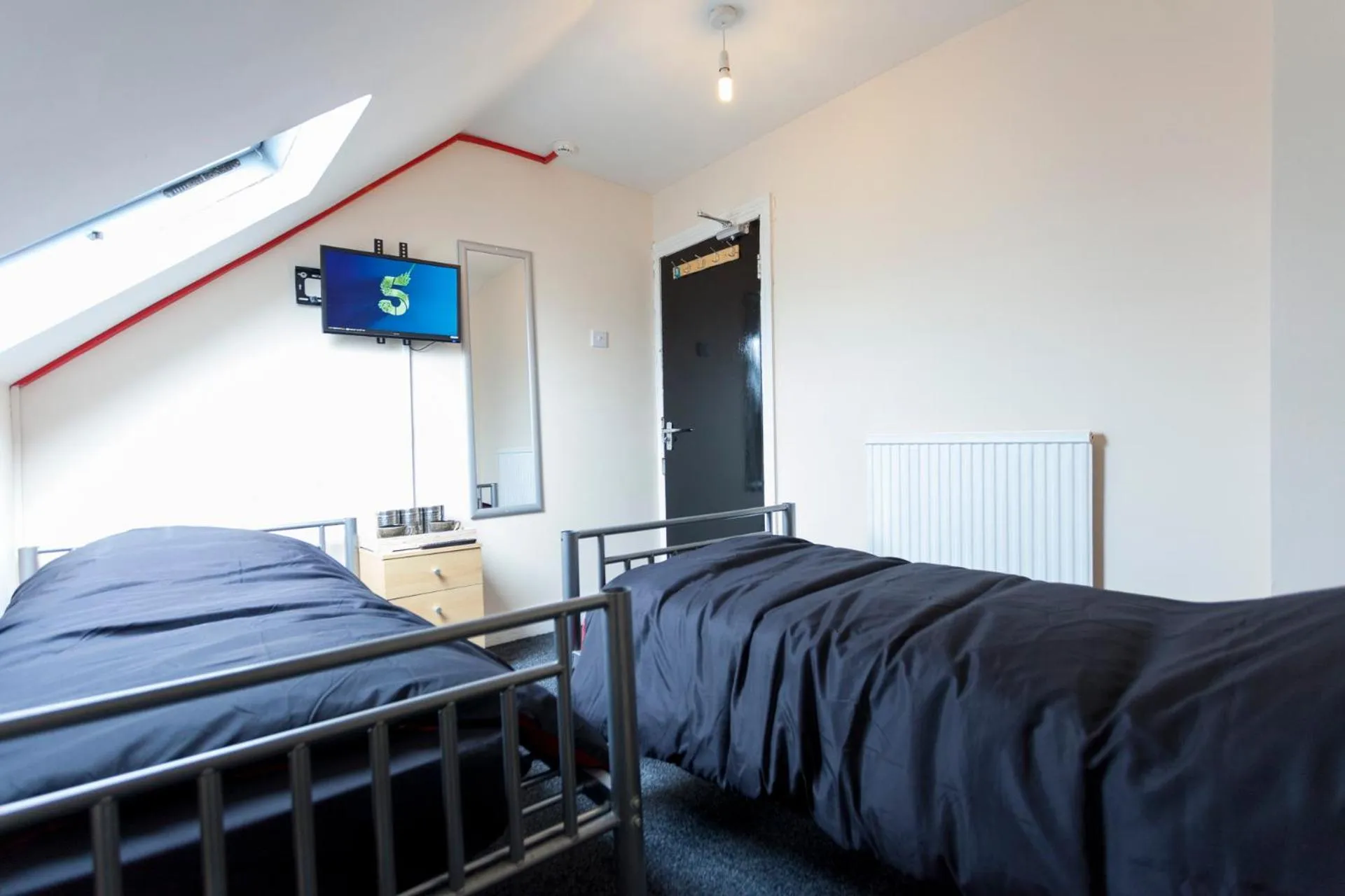 Bed in Fenham Hotel express