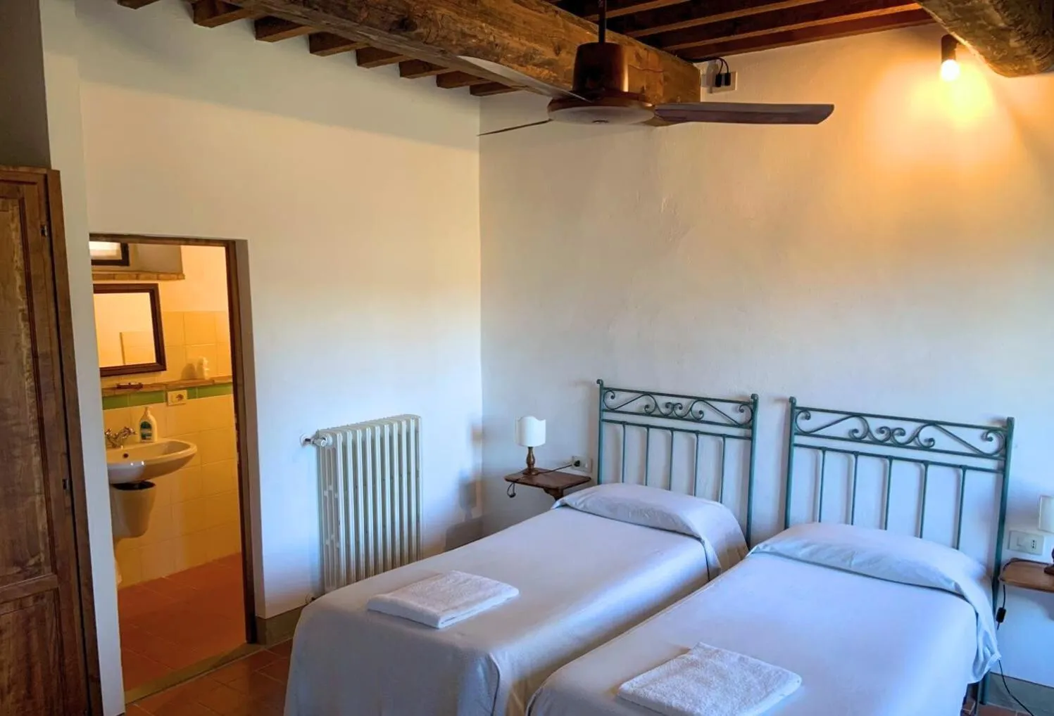 Bedroom, Bed in Borgo Bottaia