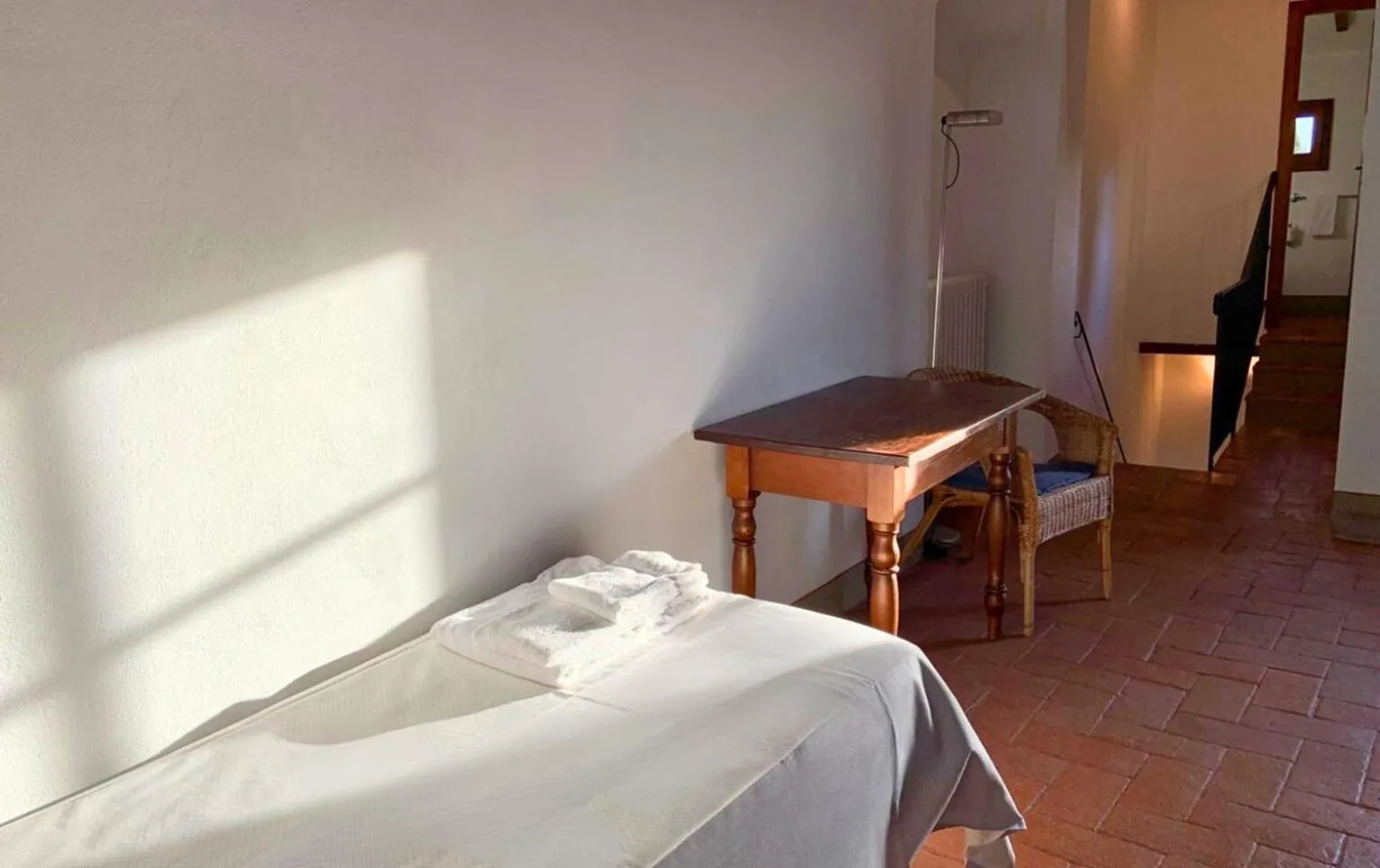 Living room, Bed in Borgo Bottaia
