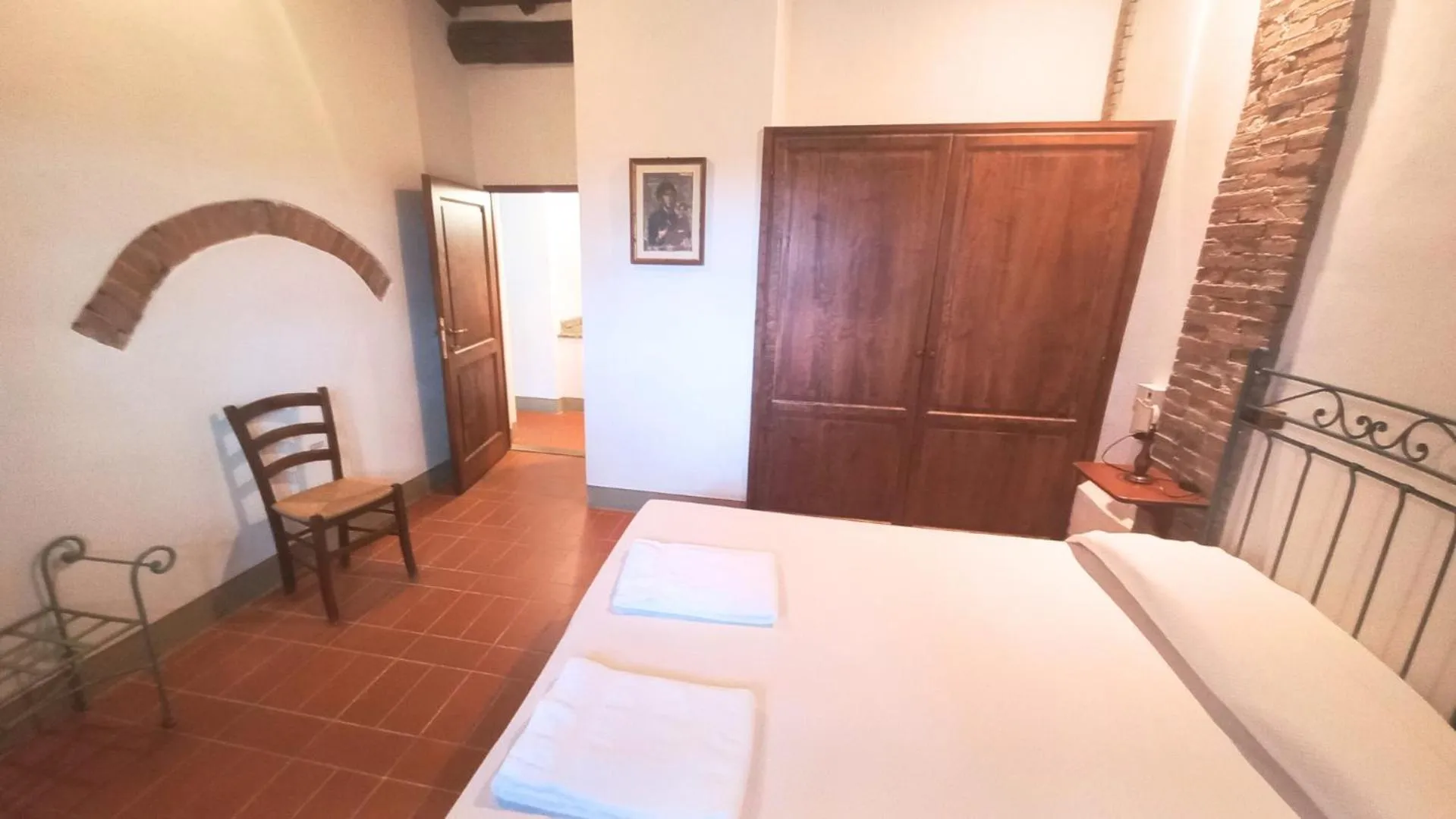 Bedroom, Bed in Borgo Bottaia