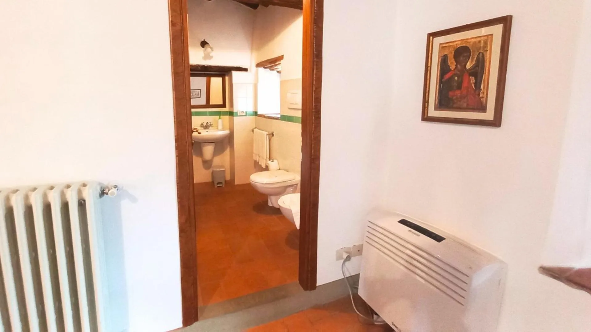 Bathroom in Borgo Bottaia