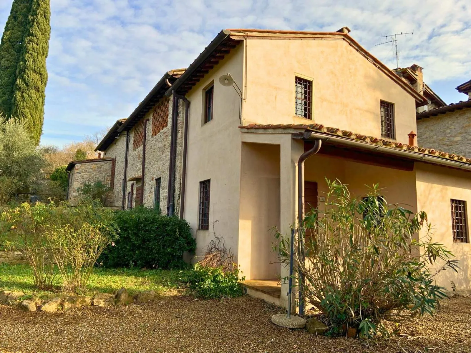 Property building in Borgo Bottaia