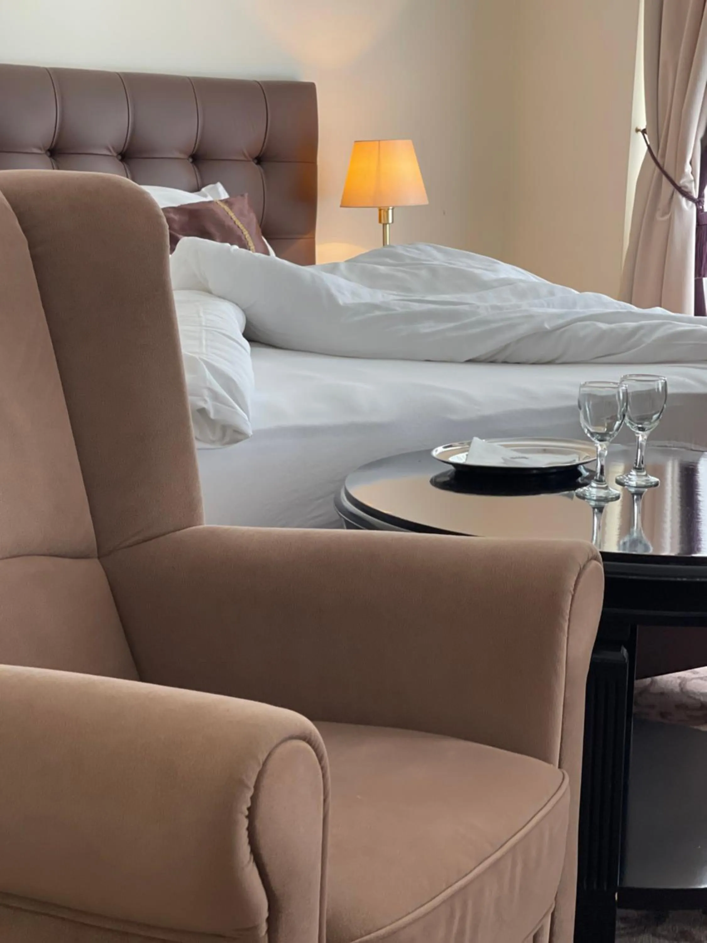 Bed in WINDSOR SPA Hotel