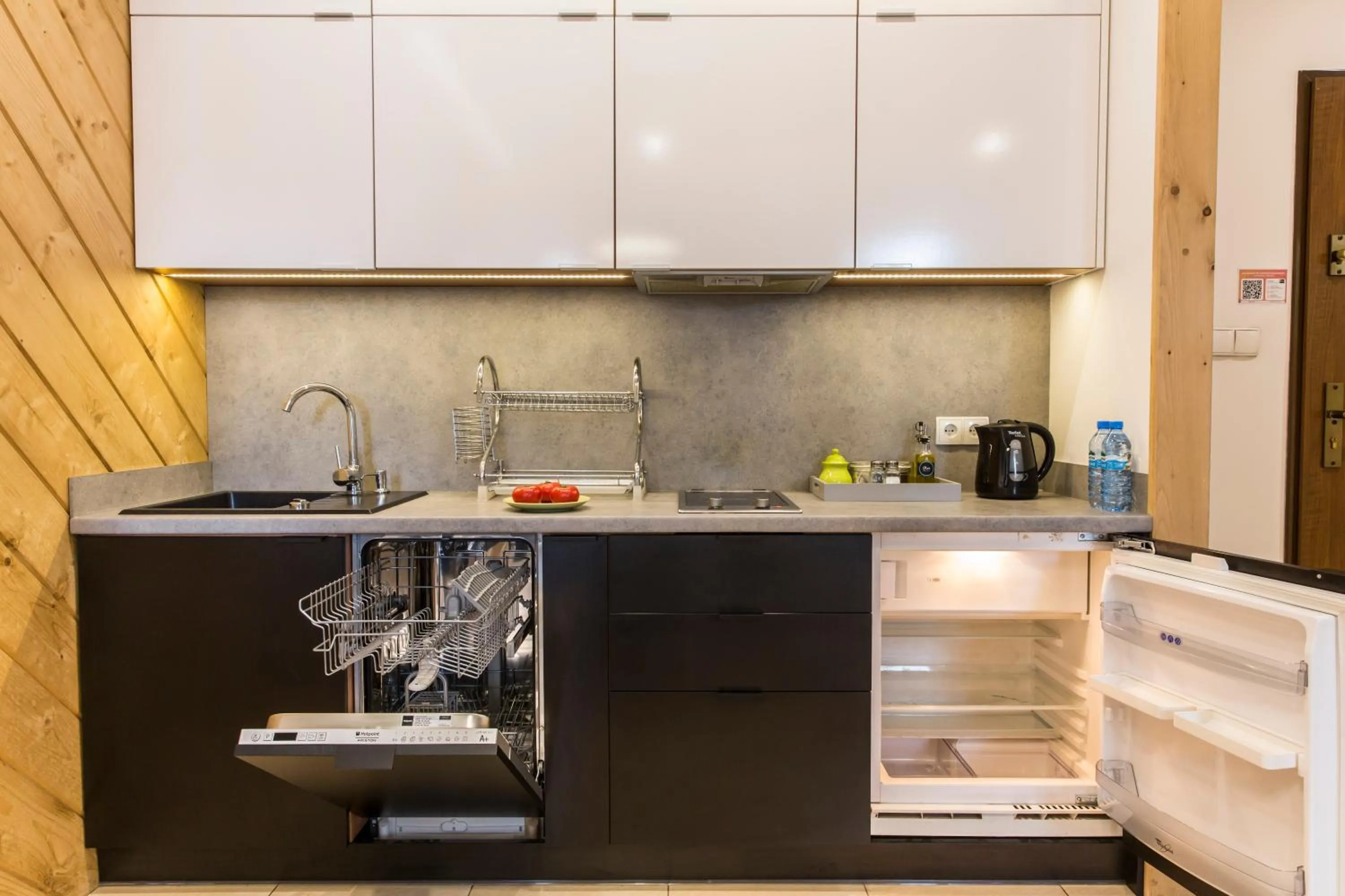 Kitchen or kitchenette in TatryTOP Radowid basen sauna