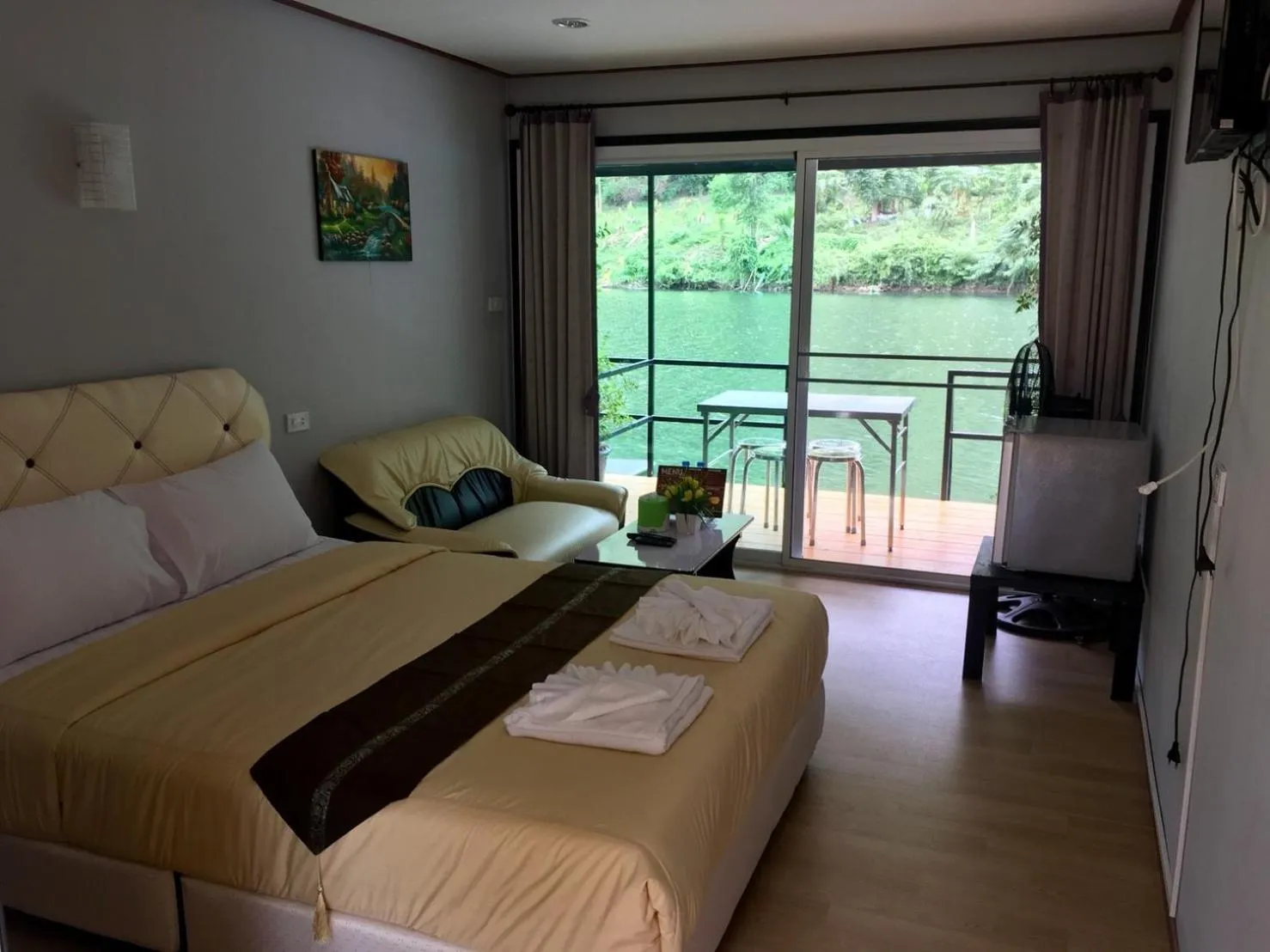 Bed in River Hill Side Resort