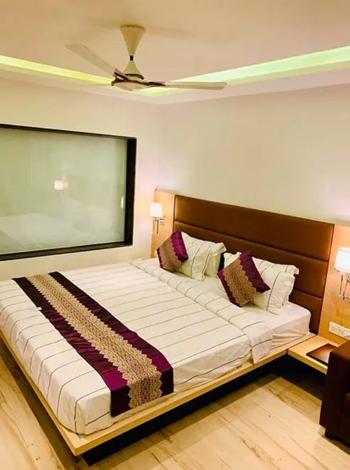 Bed in Picaddle The Luxury Boutique Hotel