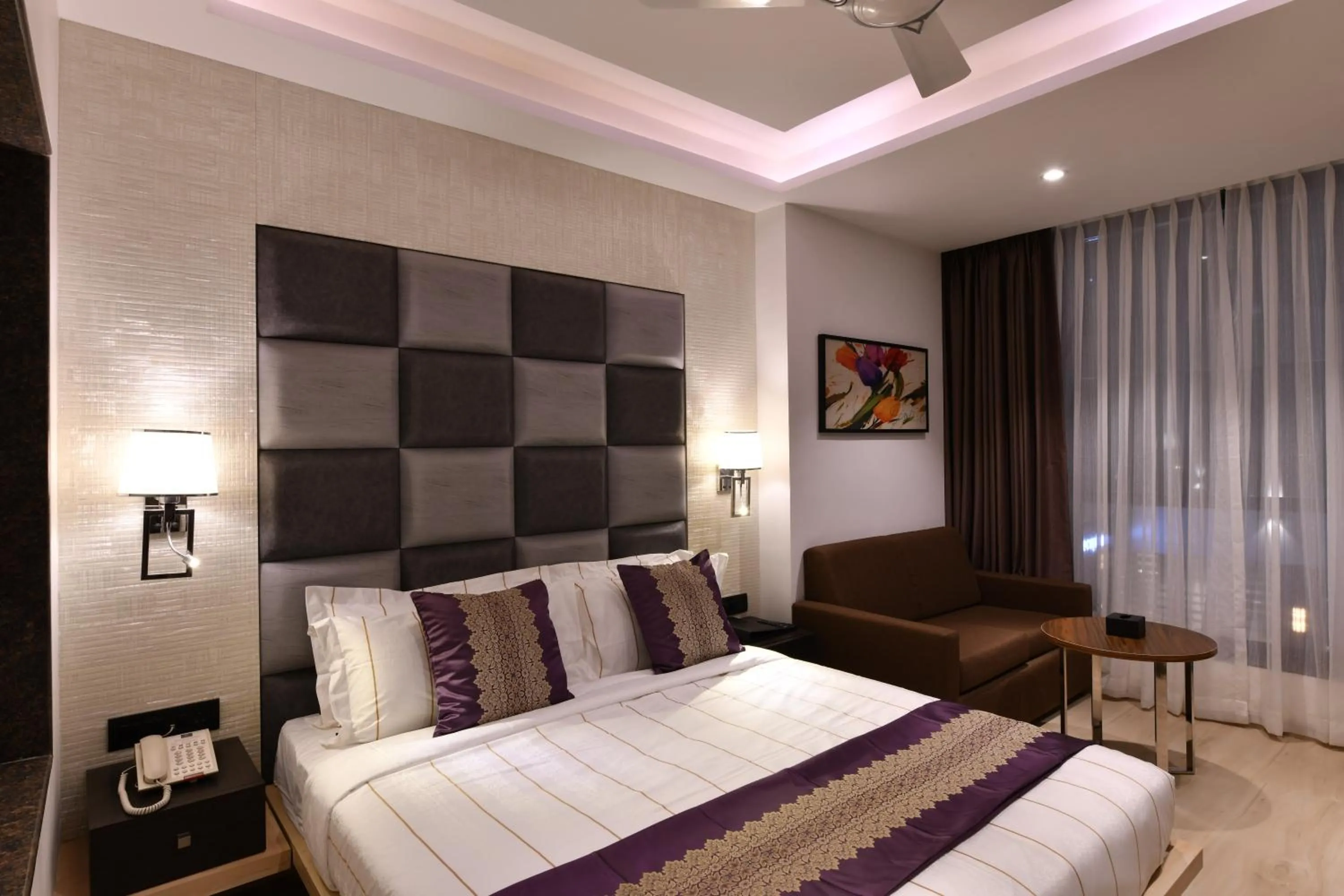 Bed in Picaddle The Luxury Boutique Hotel