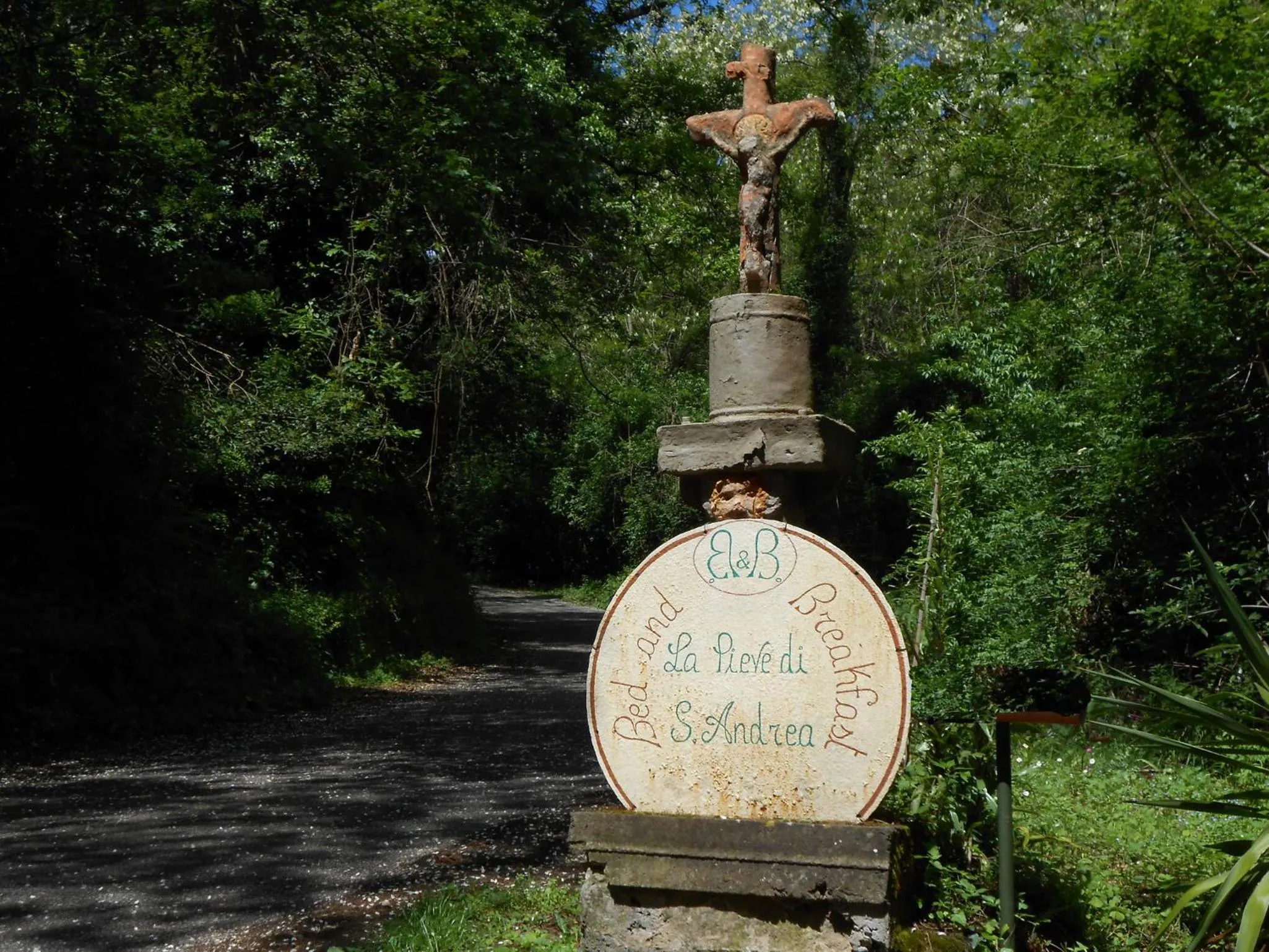 Facade/entrance in La Pieve Di Sant'Andrea