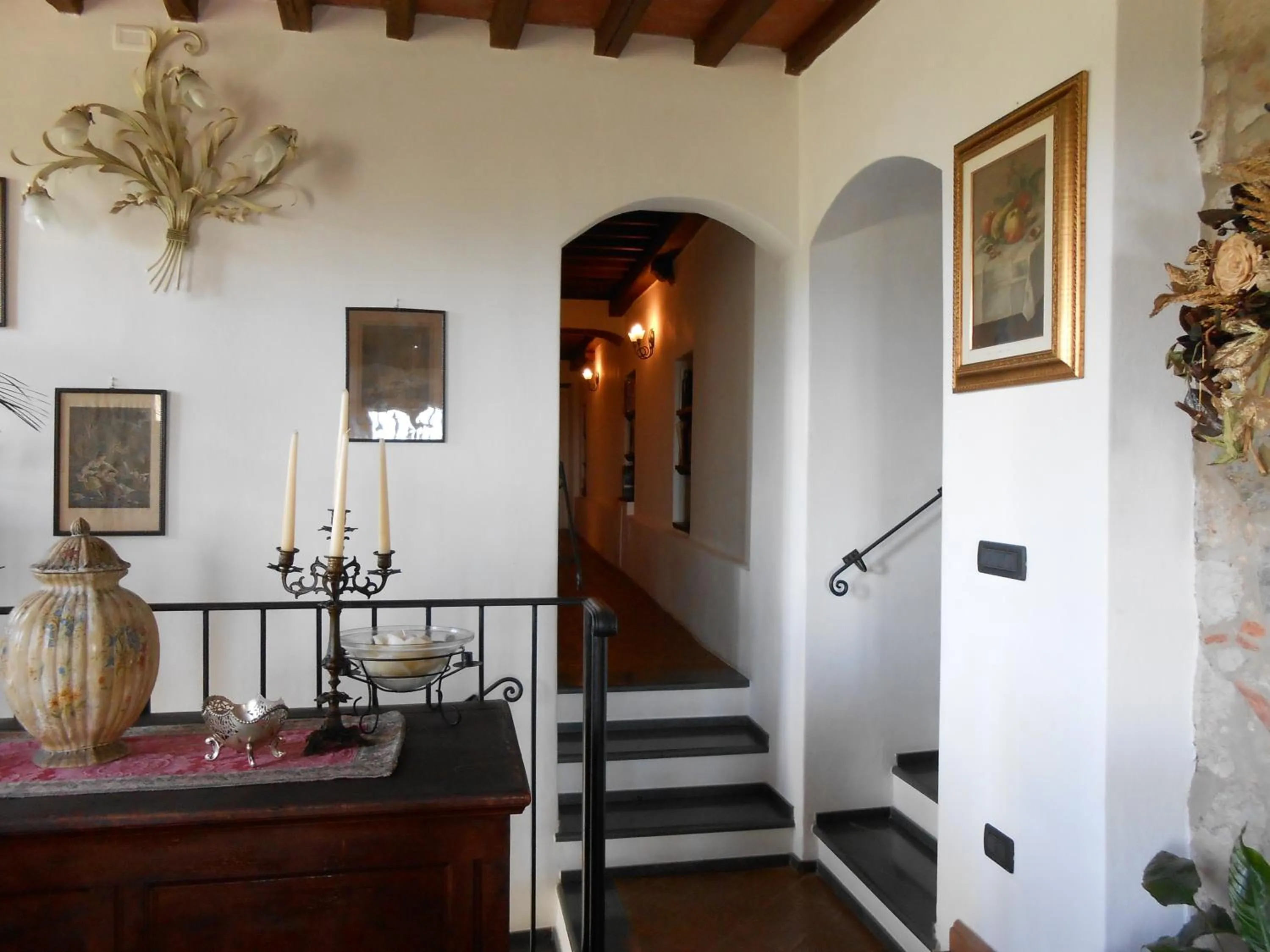 Decorative detail in La Pieve Di Sant'Andrea