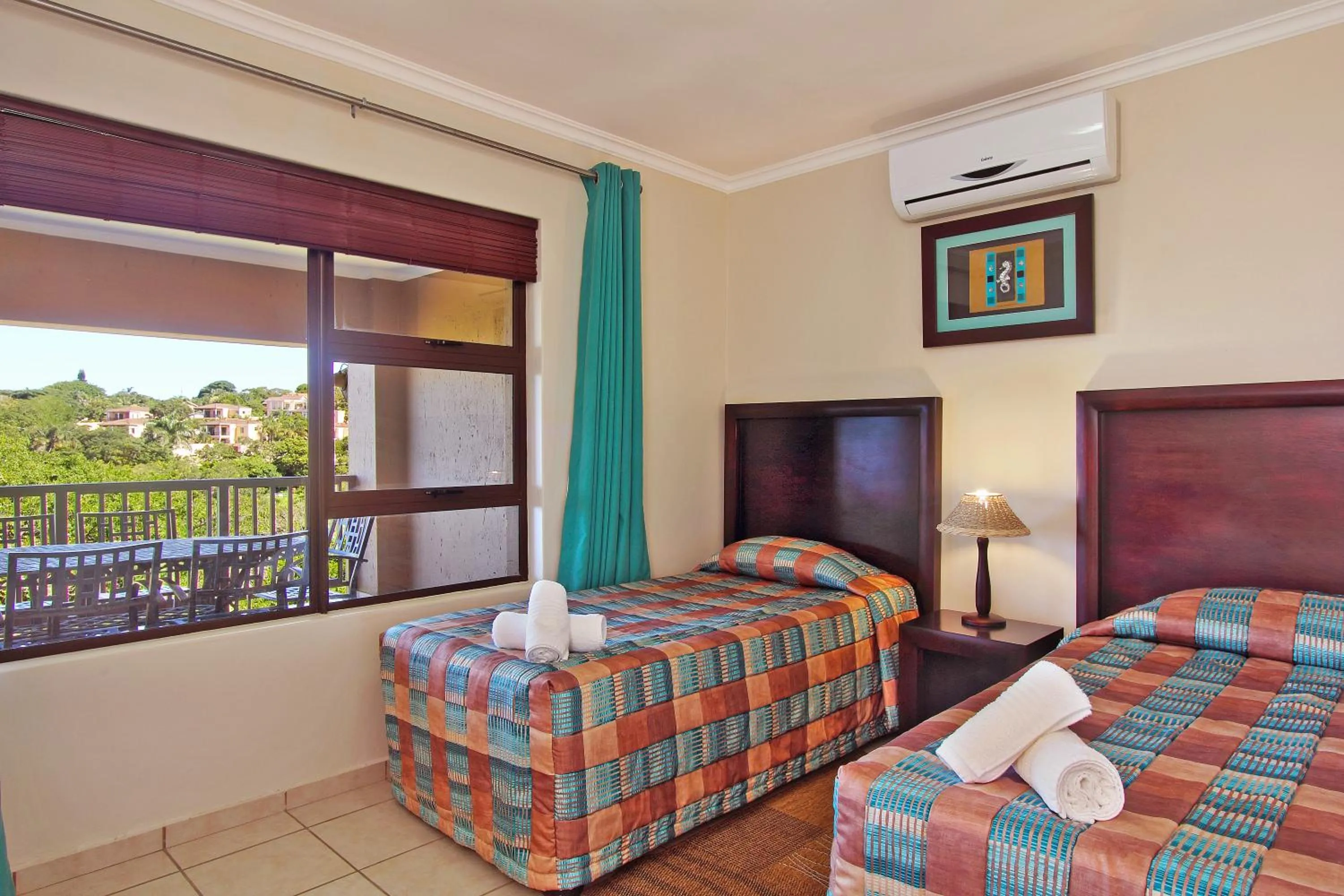 Bed in Uvongo River Resort