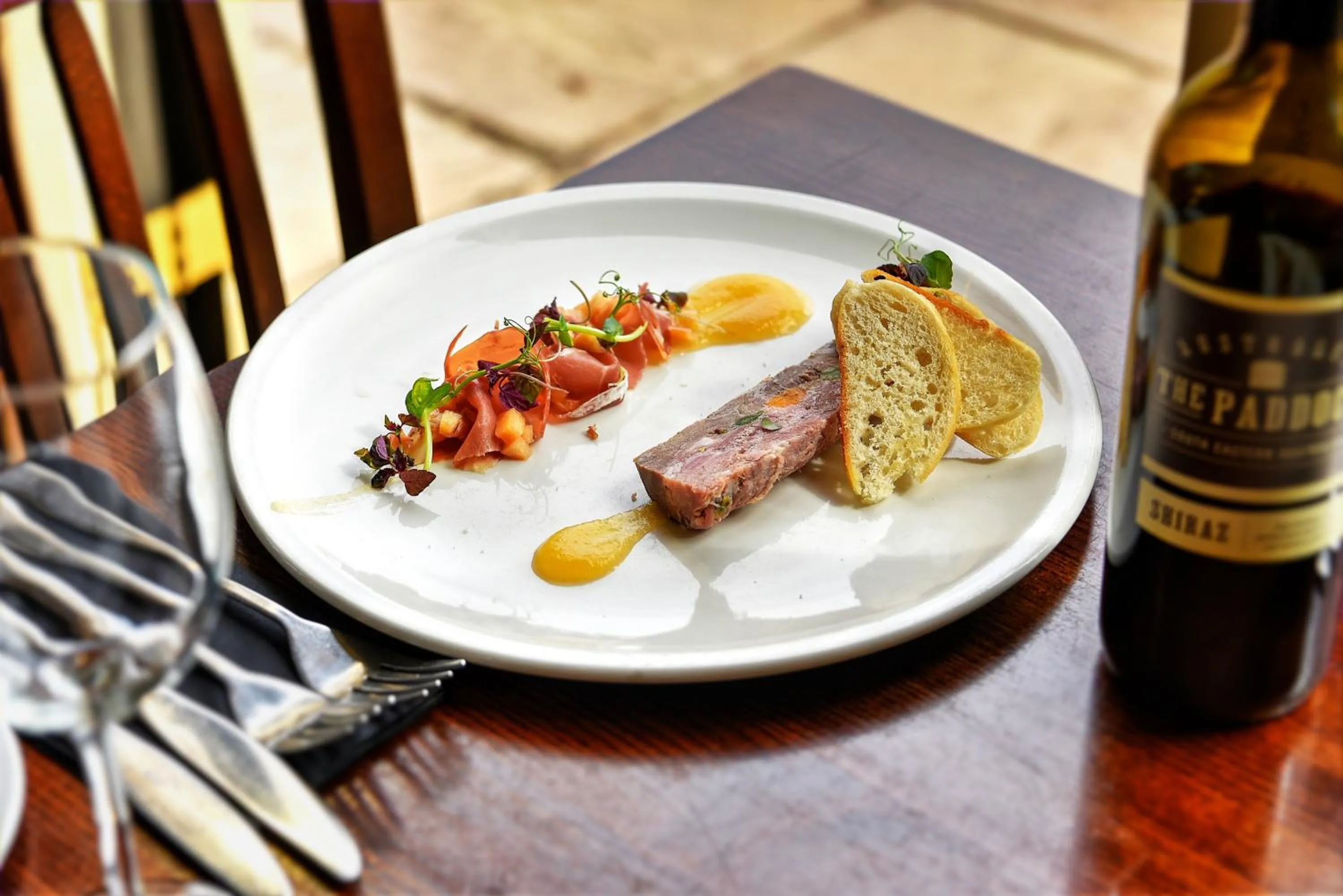 Restaurant/places to eat in Narrowboat at Weedon