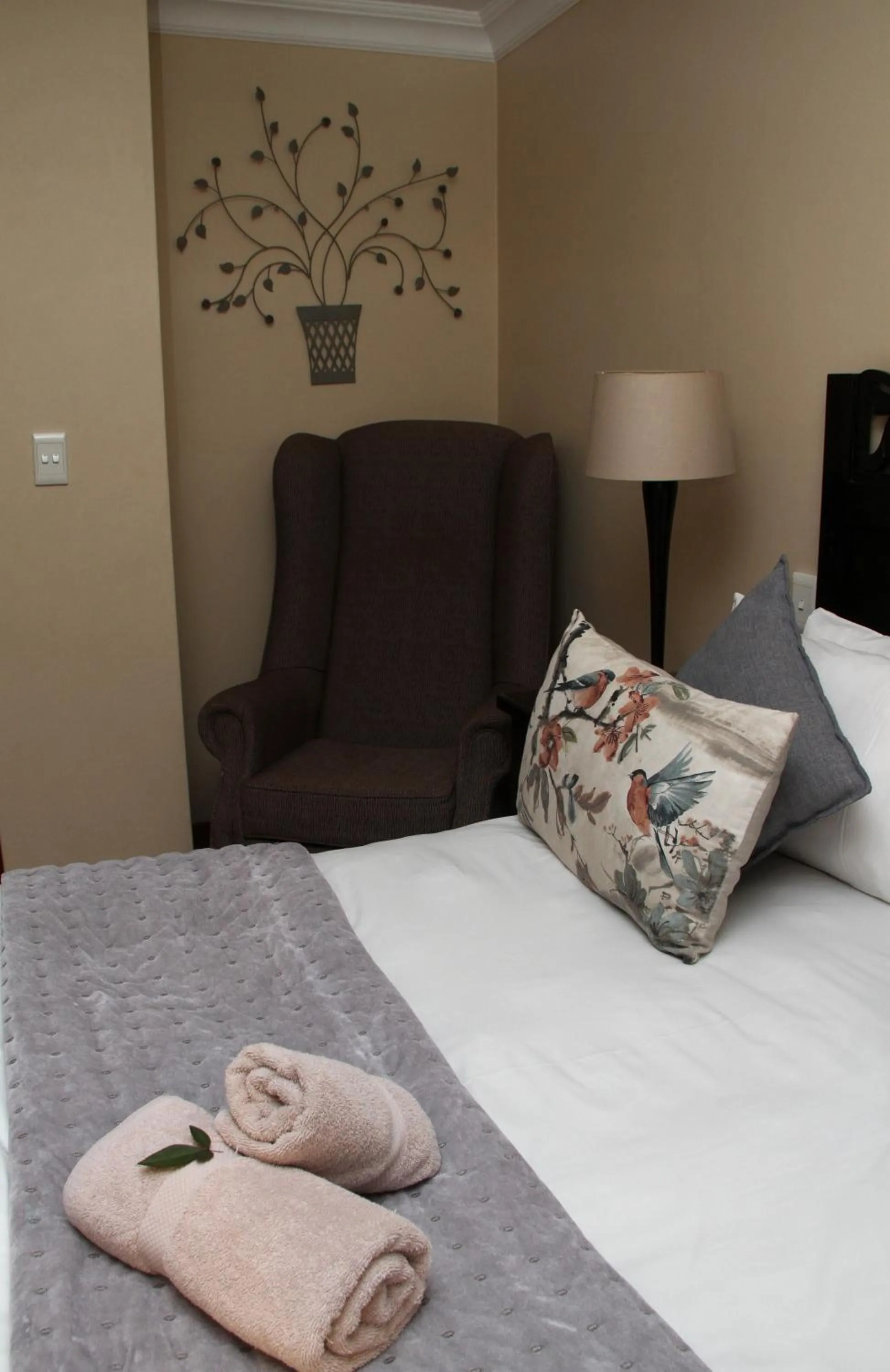 Bedroom, Bed in Del Roza Guest House