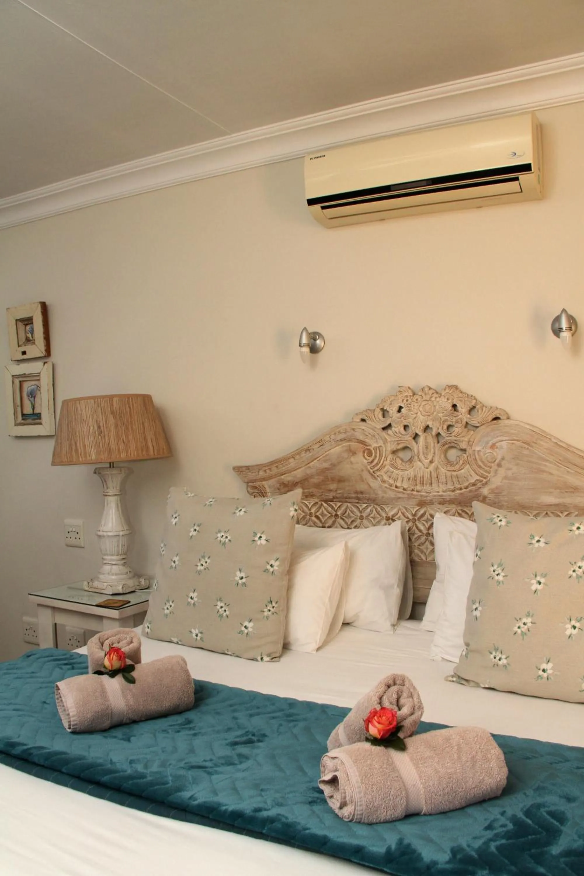 Bedroom, Bed in Del Roza Guest House