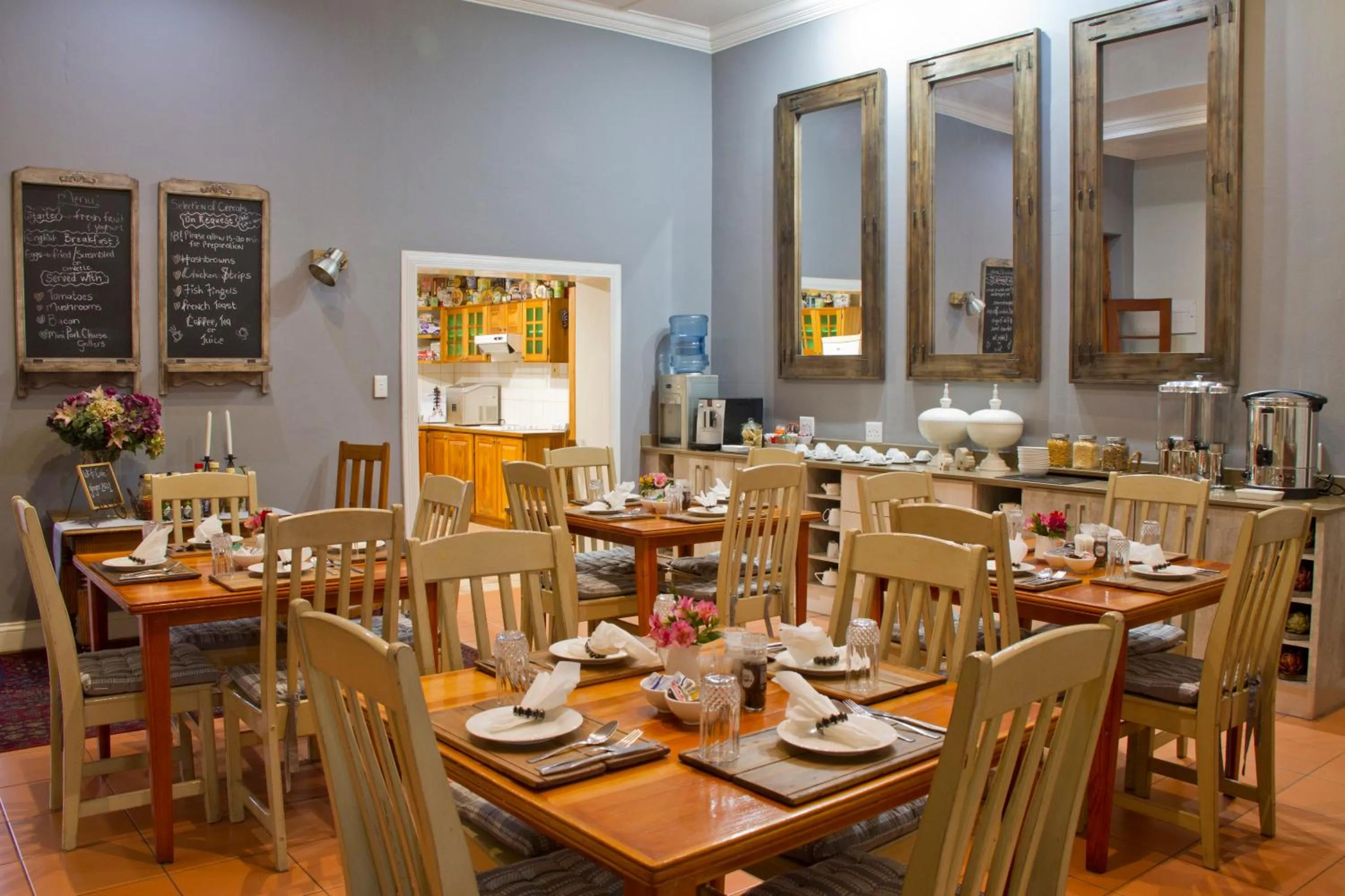 Dining area in Del Roza Guest House