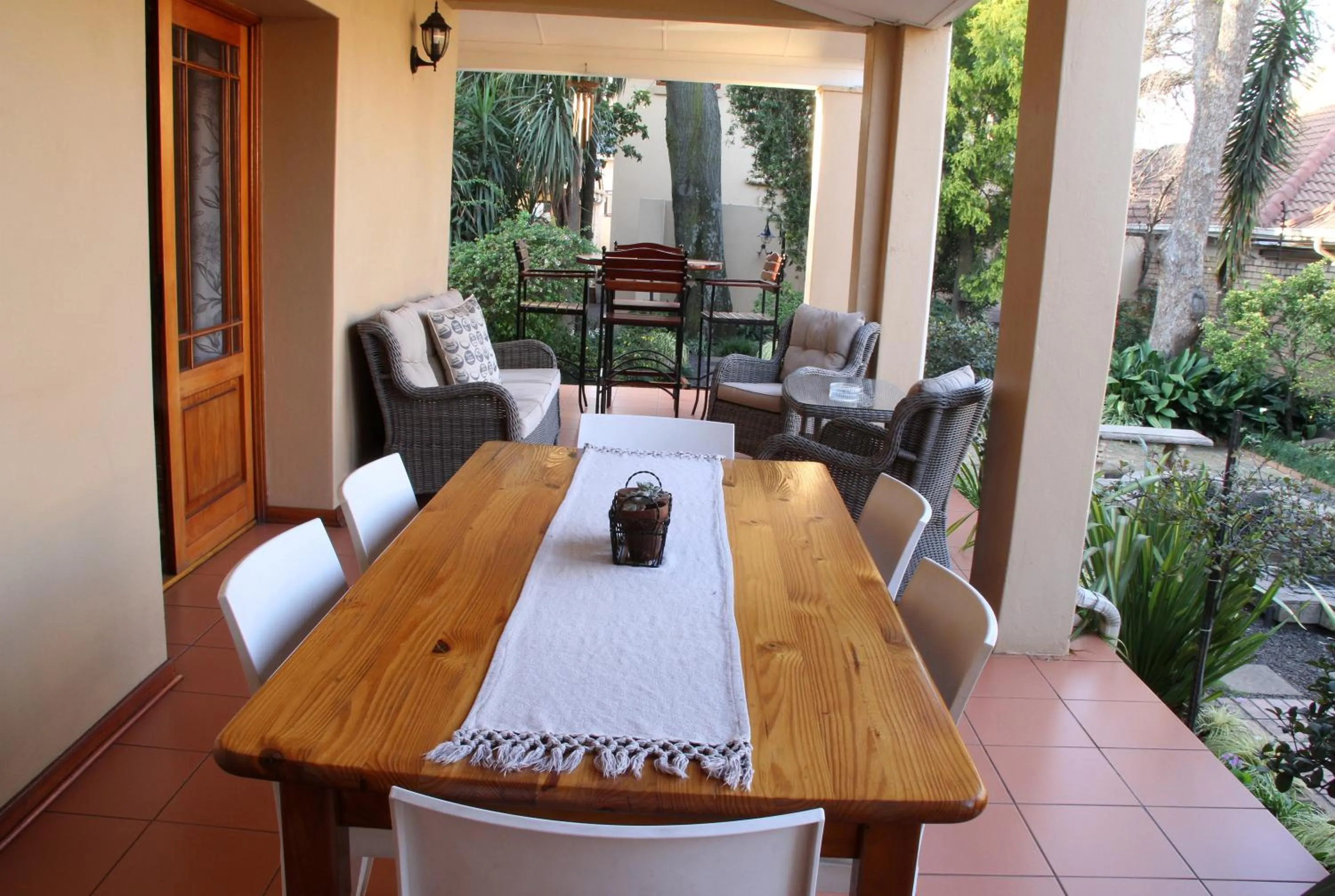 Garden in Del Roza Guest House