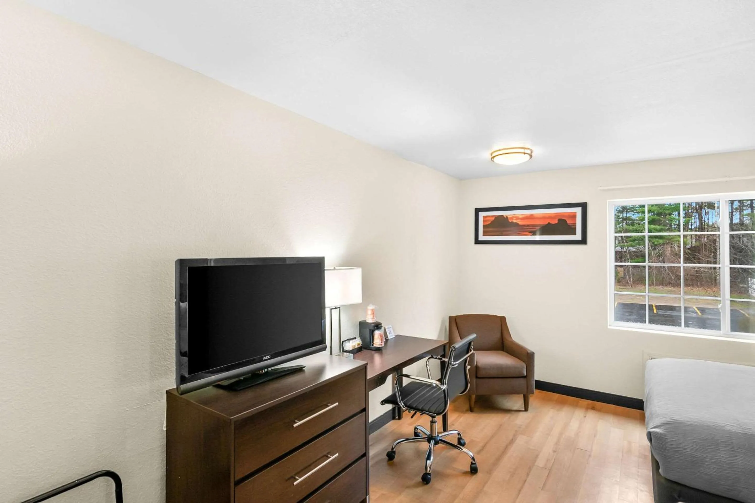 Bedroom in Quality Inn Queensbury - Lake George Area