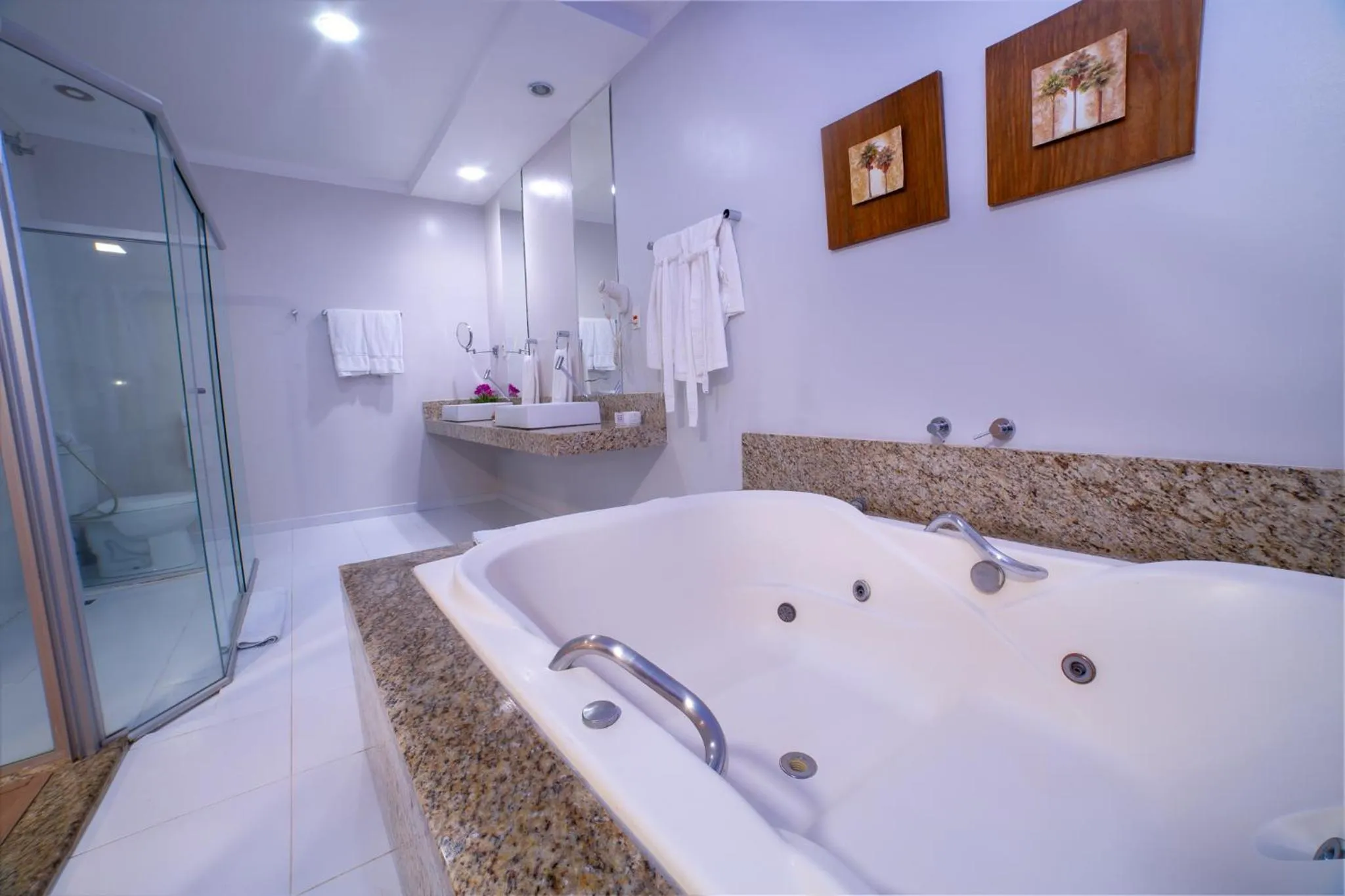 Hot Tub in Hotel Porto Madeira