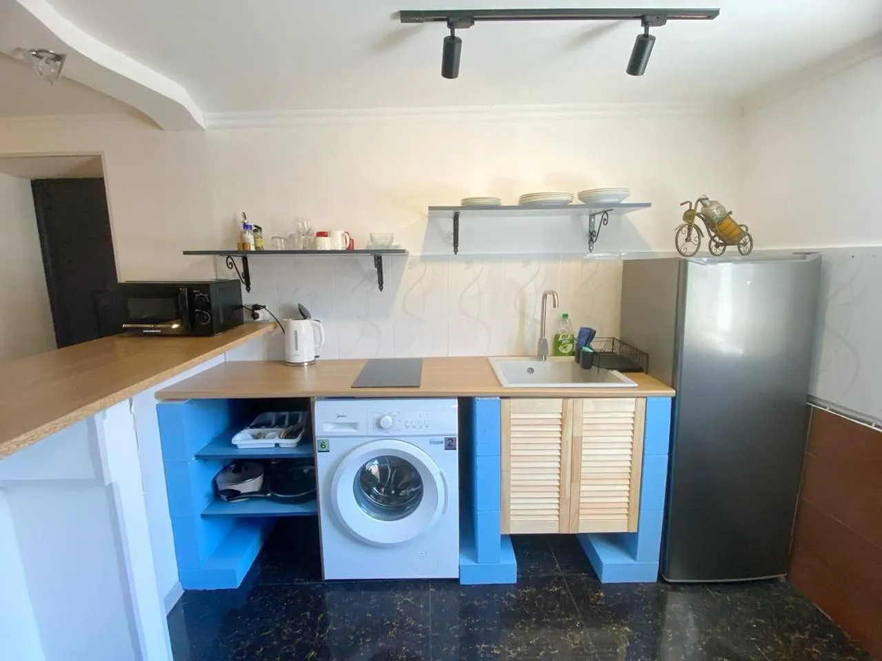 Kitchen or kitchenette in Hotel Orange Kutaisi