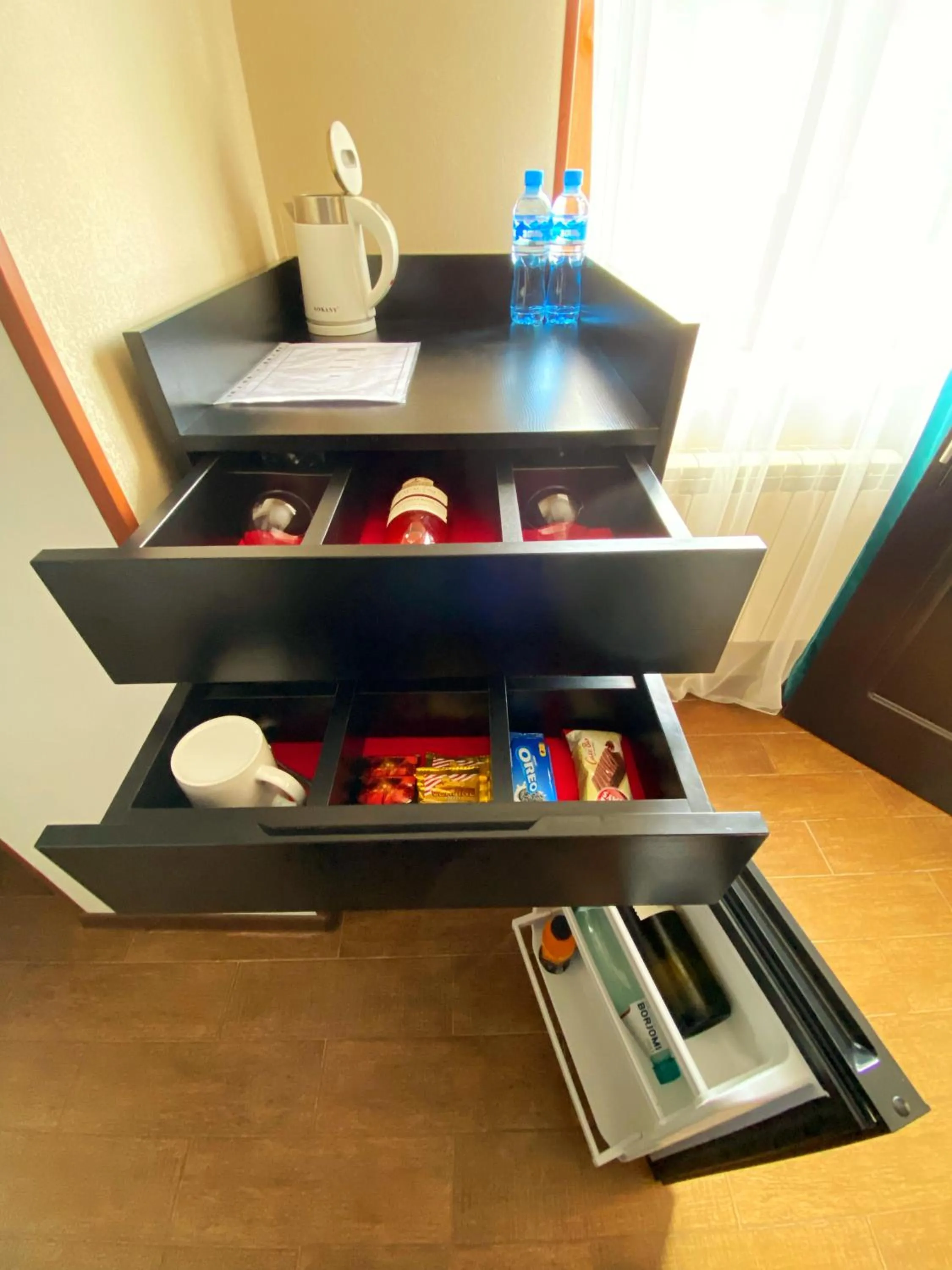 oven in Hotel Orange Kutaisi