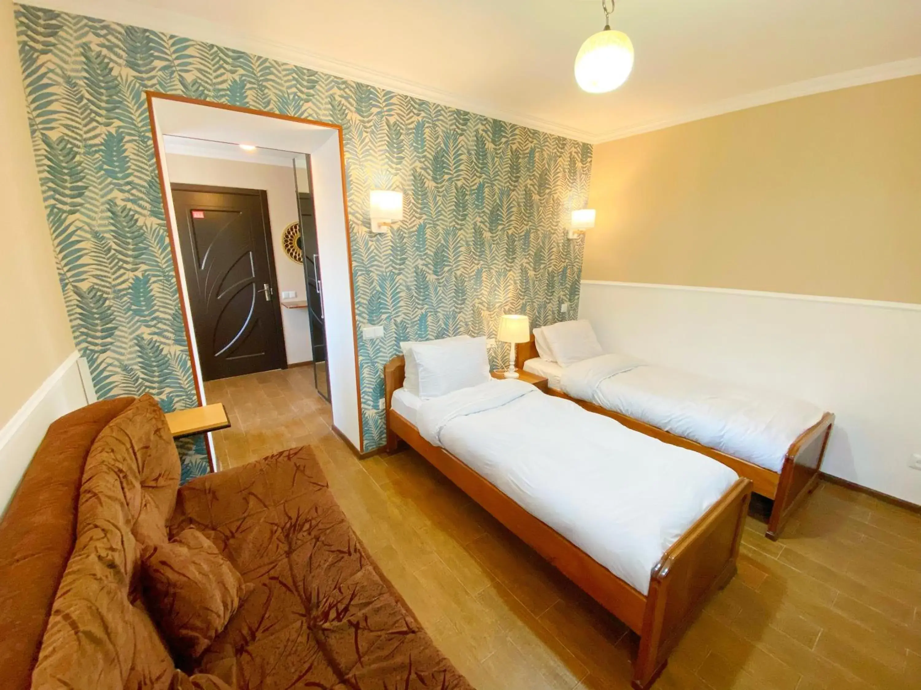 Economy Twin Room - single occupancy in Hotel Orange Kutaisi Economy Twin Room - single occupancy in Hotel Orange Kutaisi