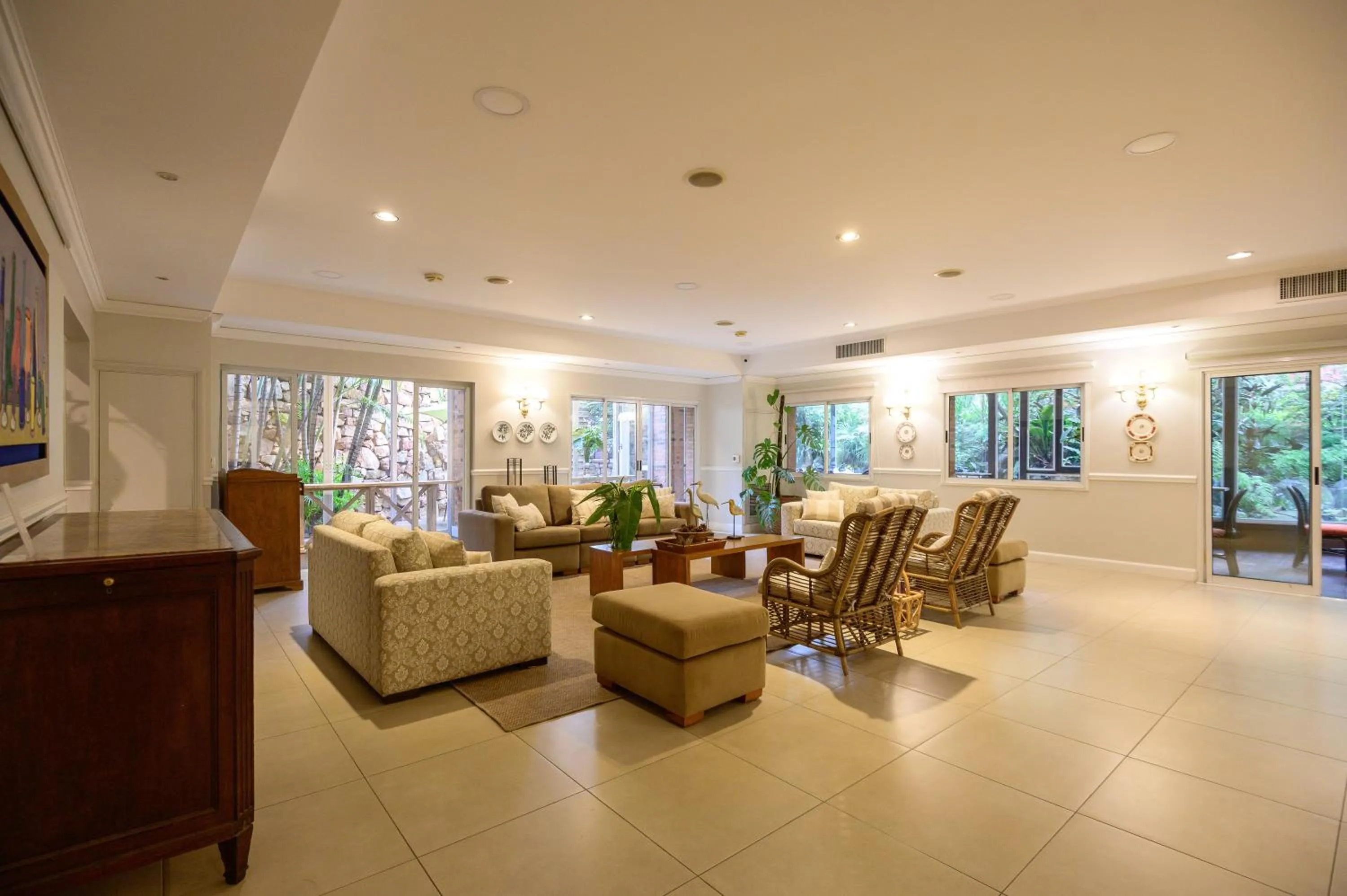 Living room in Hotel Villa Morra Suites
