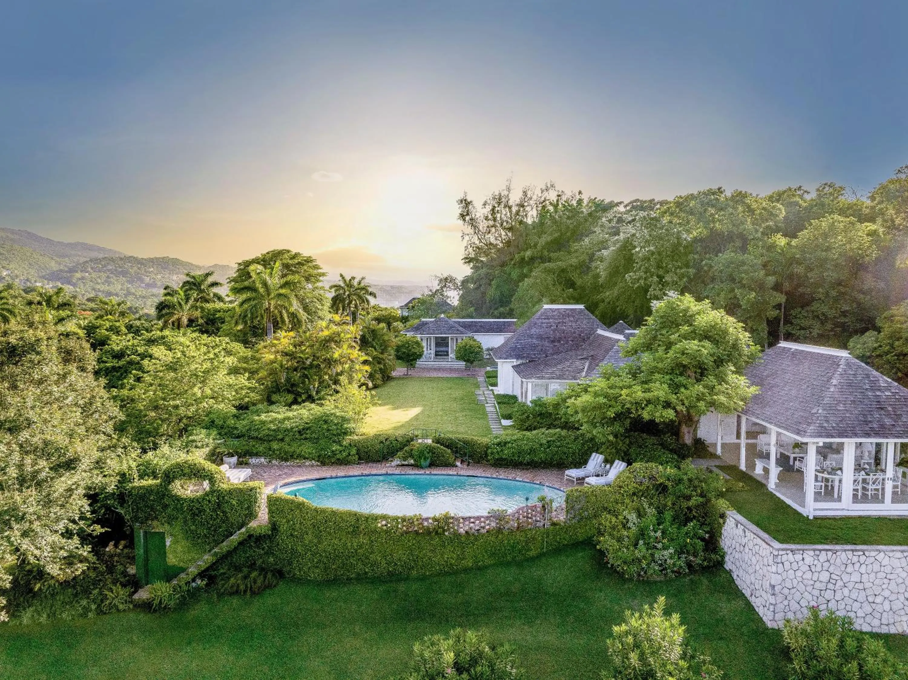 Pool view in Round Hill Hotel & Villas