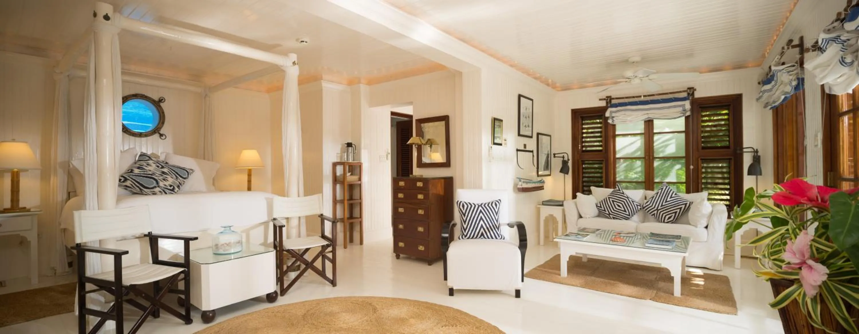 Living room in Round Hill Hotel & Villas