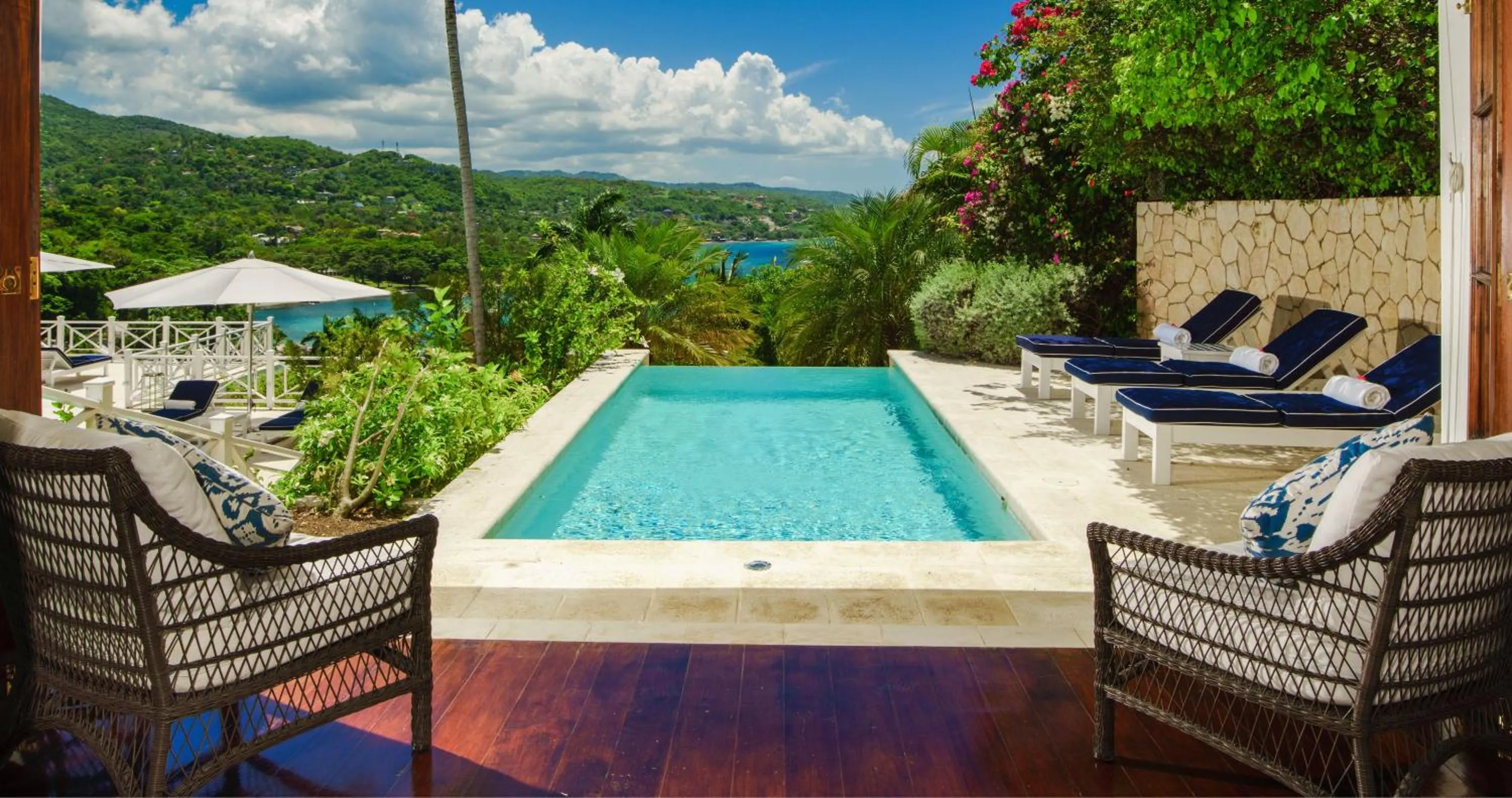 Pool view in Round Hill Hotel & Villas