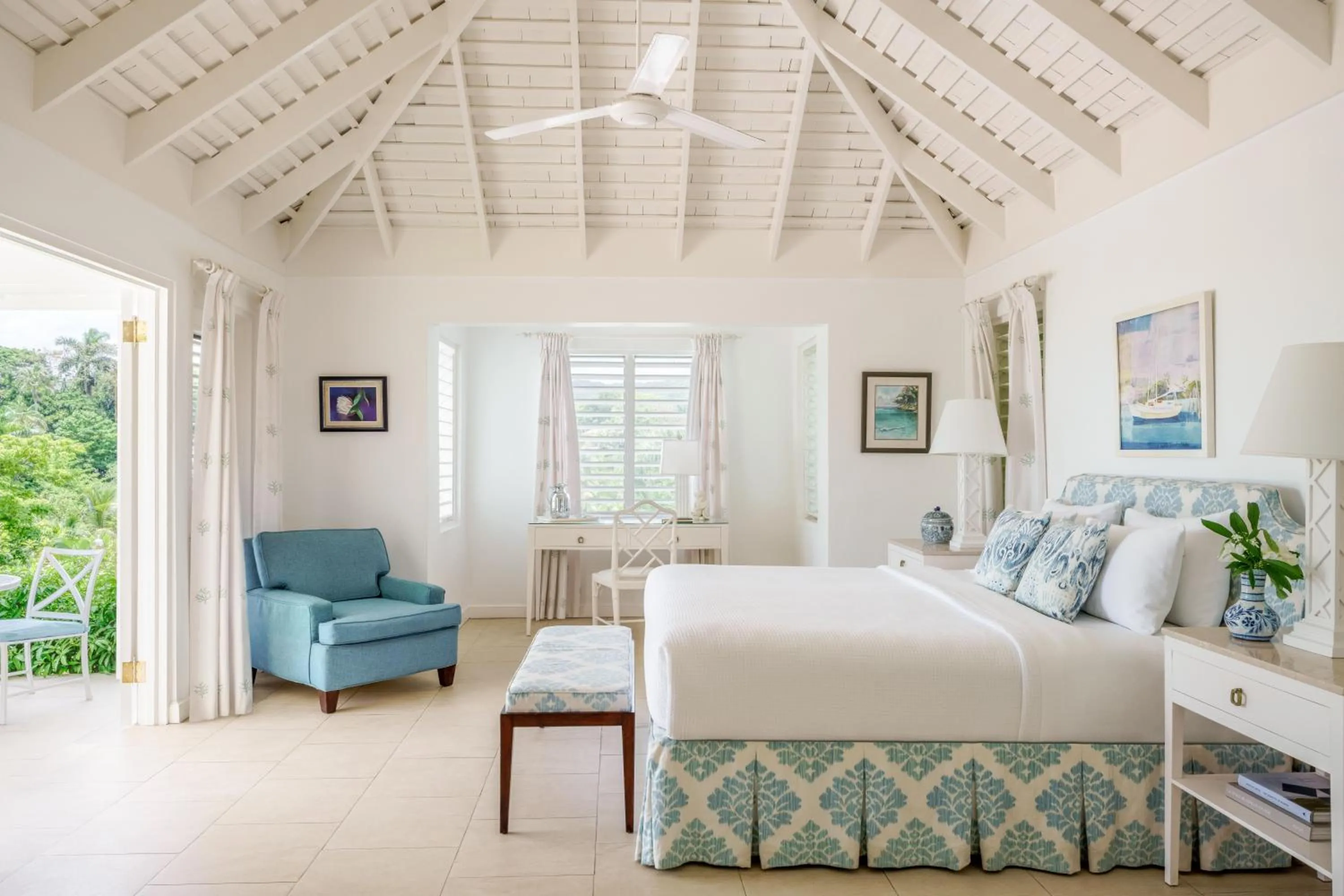 Bedroom in Round Hill Hotel & Villas