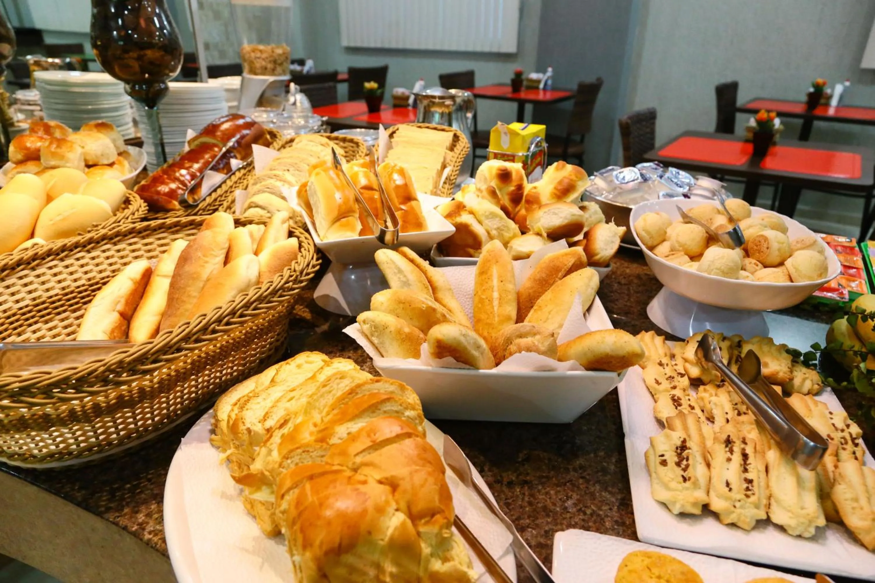 Restaurant/places to eat in Larison Economy