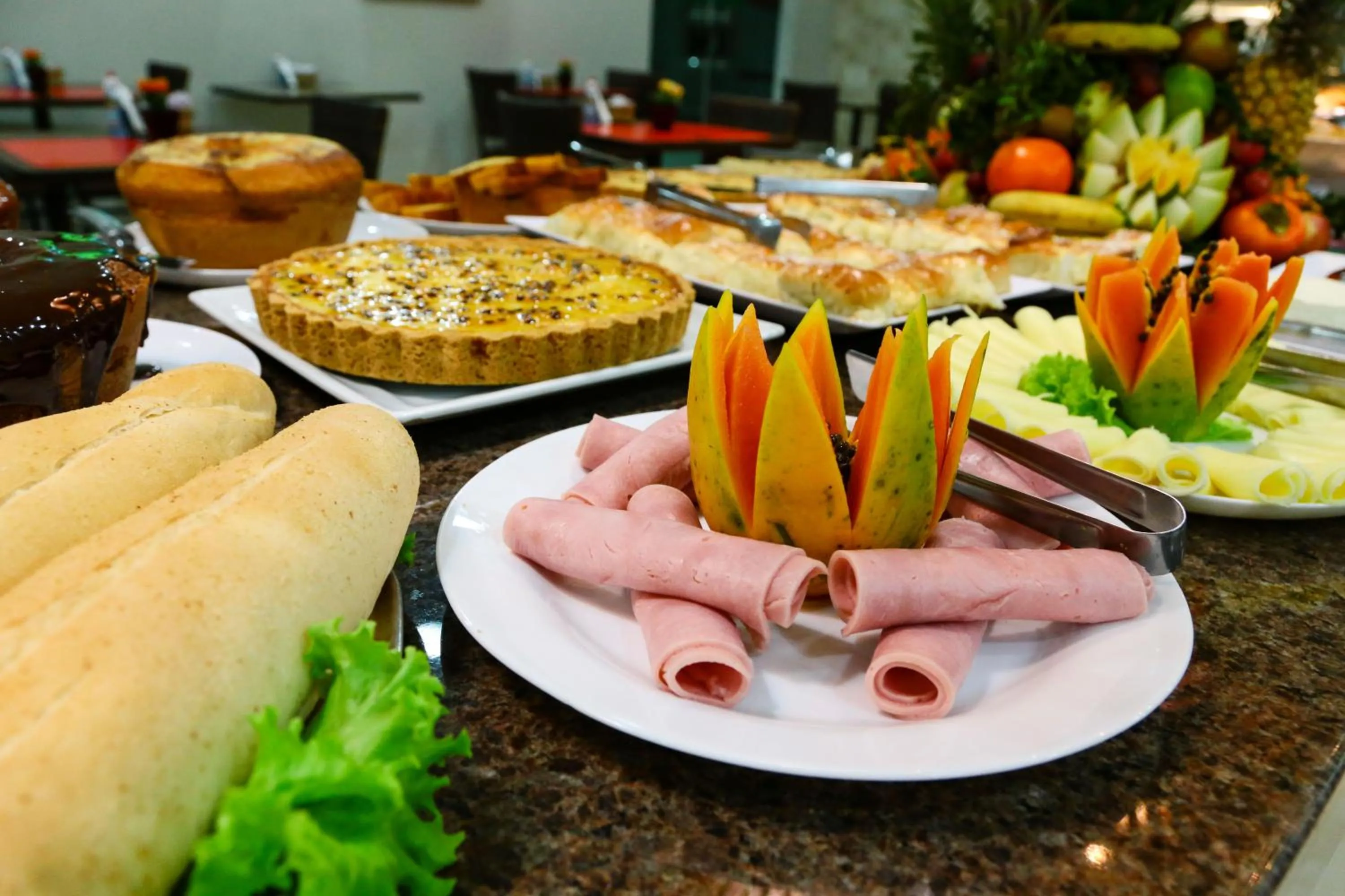 Restaurant/places to eat in Larison Economy