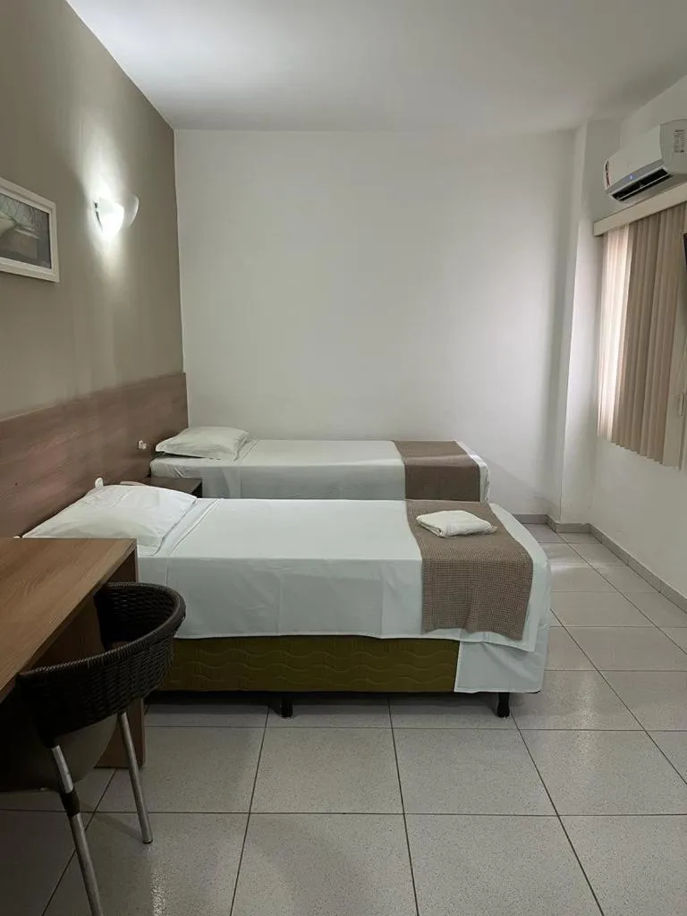 Bed in Larison Economy