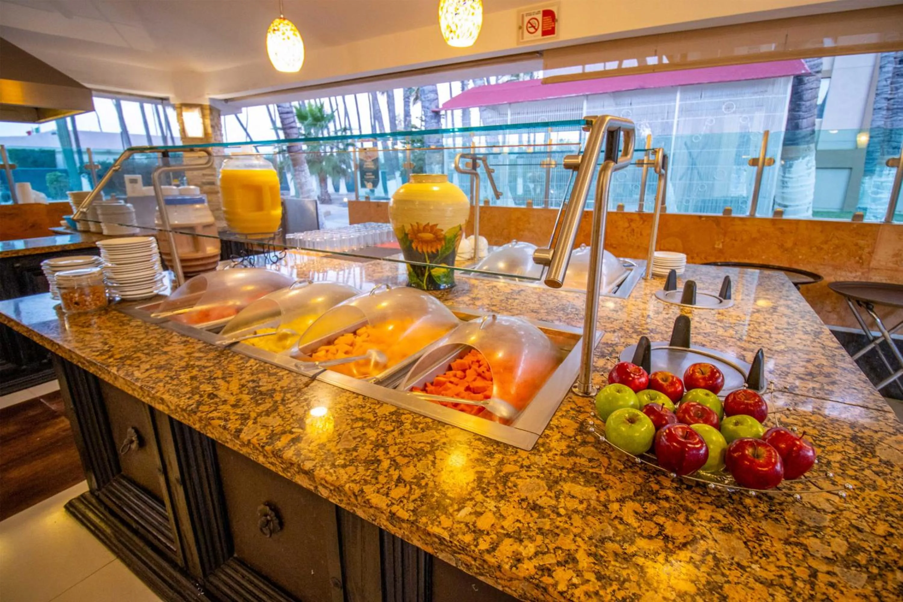 Buffet breakfast in Araiza Palmira Hotel y Centro de Convenciones