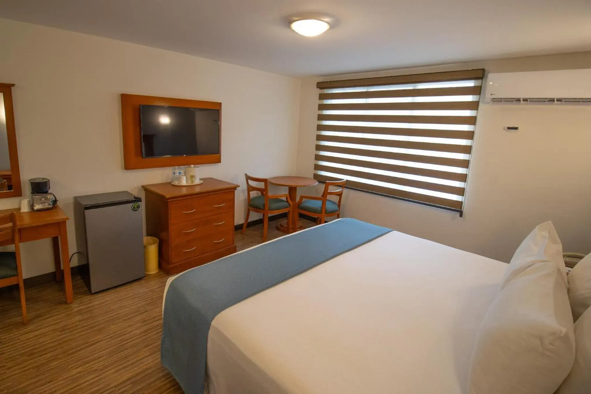 Standard King Room in Araiza Palmira Hotel y Centro de Convenciones Standard King Room in Araiza Palmira Hotel y Centro de Convenciones