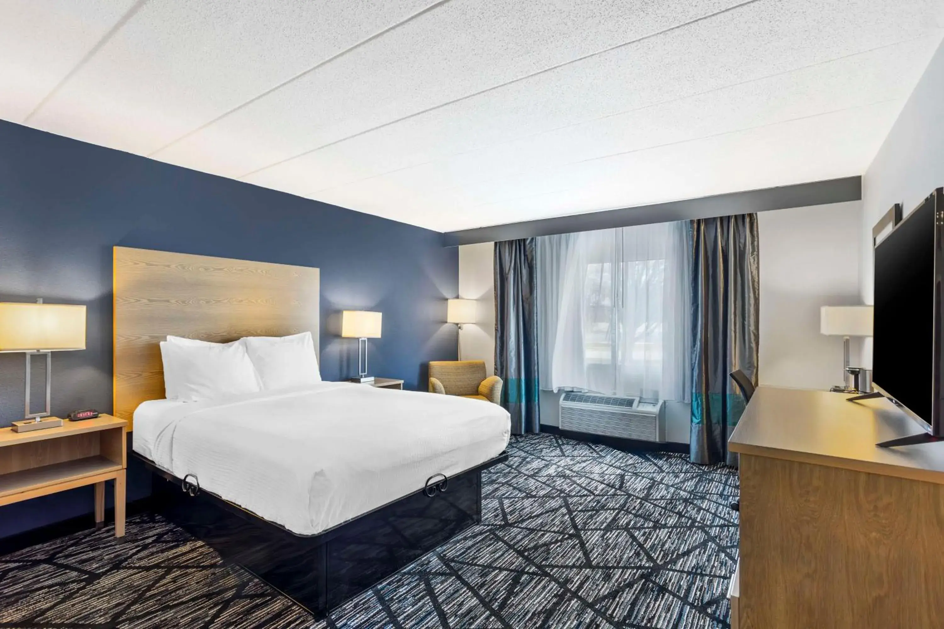 Queen Room wth Bathtub - Disability Access/Non-Smoking in Best Western Westgate Inn Queen Room wth Bathtub - Disability Access/Non-Smoking in Best Western Westgate Inn