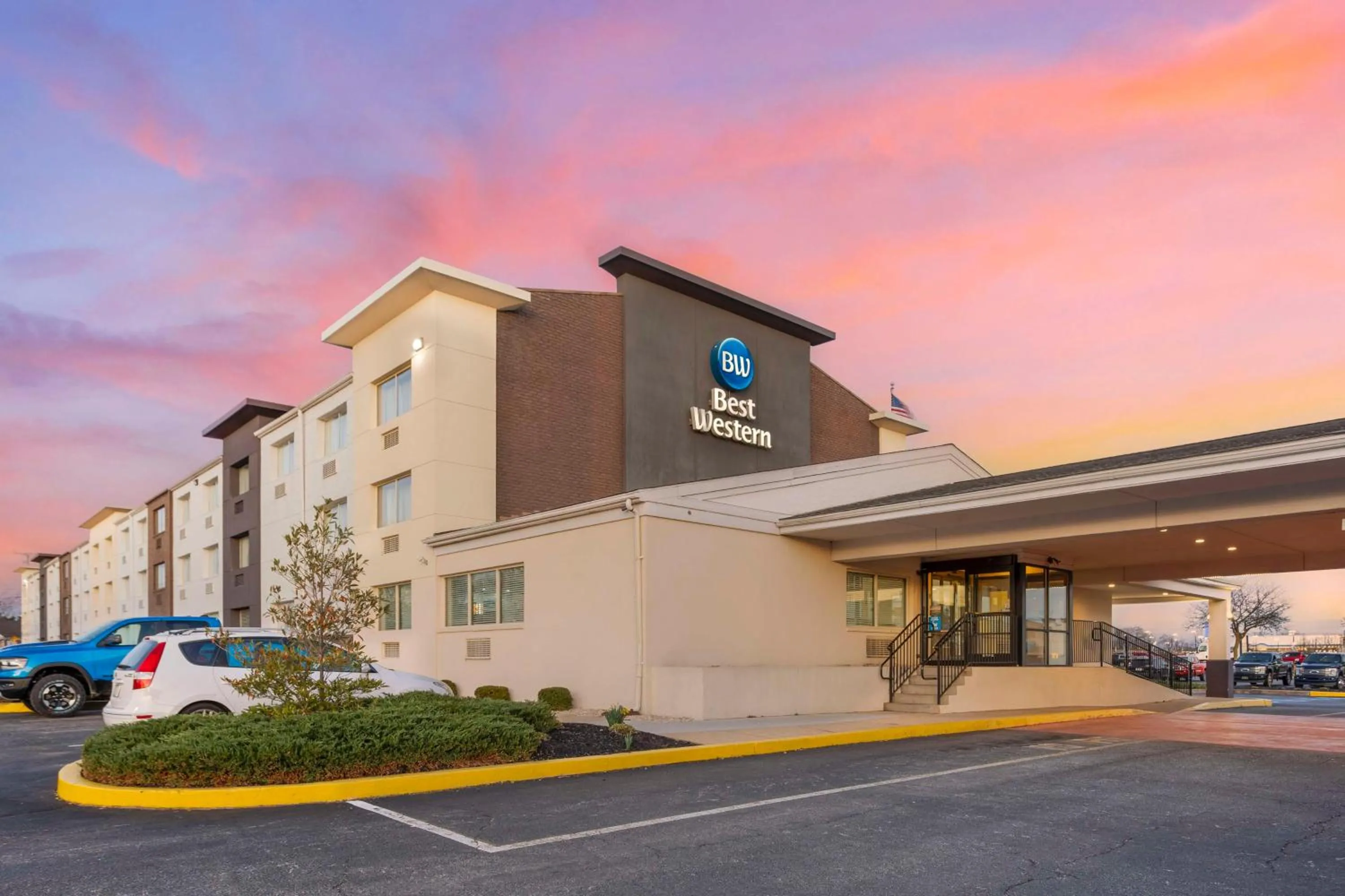 Property building in Best Western Westgate Inn