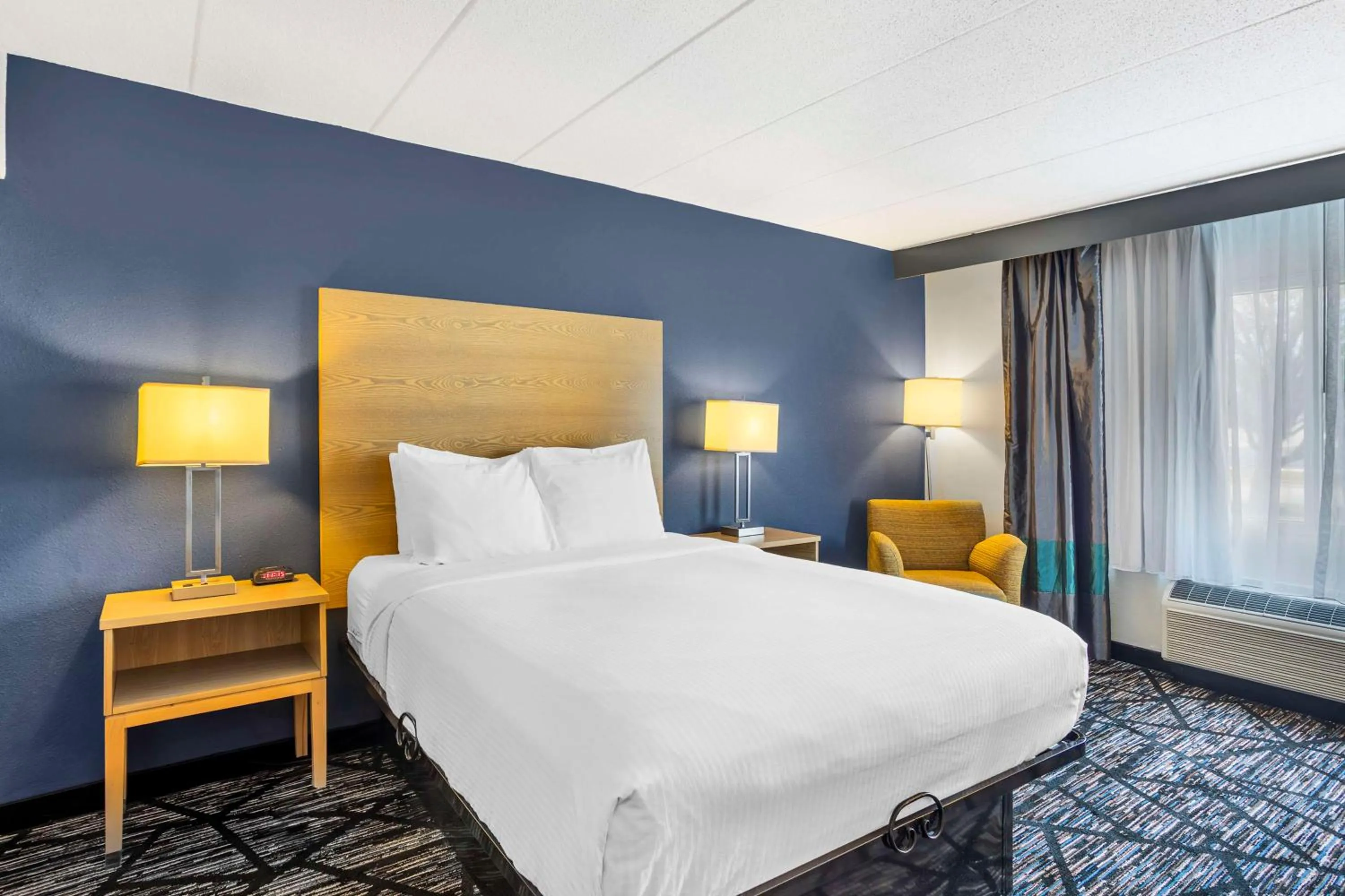 Bedroom, Bed in Best Western Westgate Inn