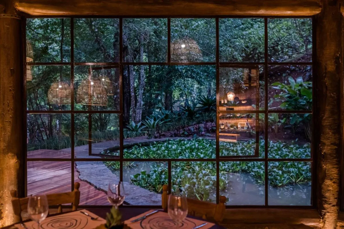 Restaurant/places to eat in Pousada Tankamana