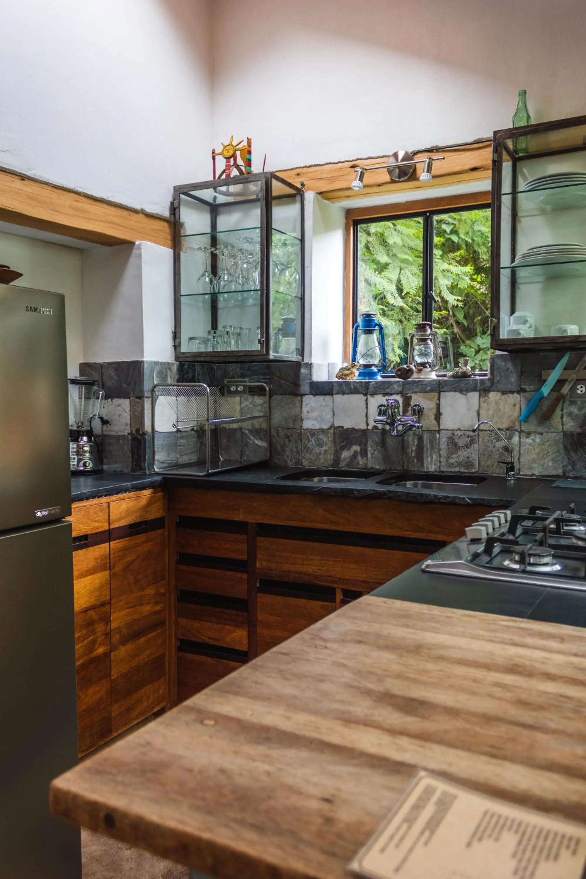Kitchen or kitchenette in El Albergue Ollantaytambo