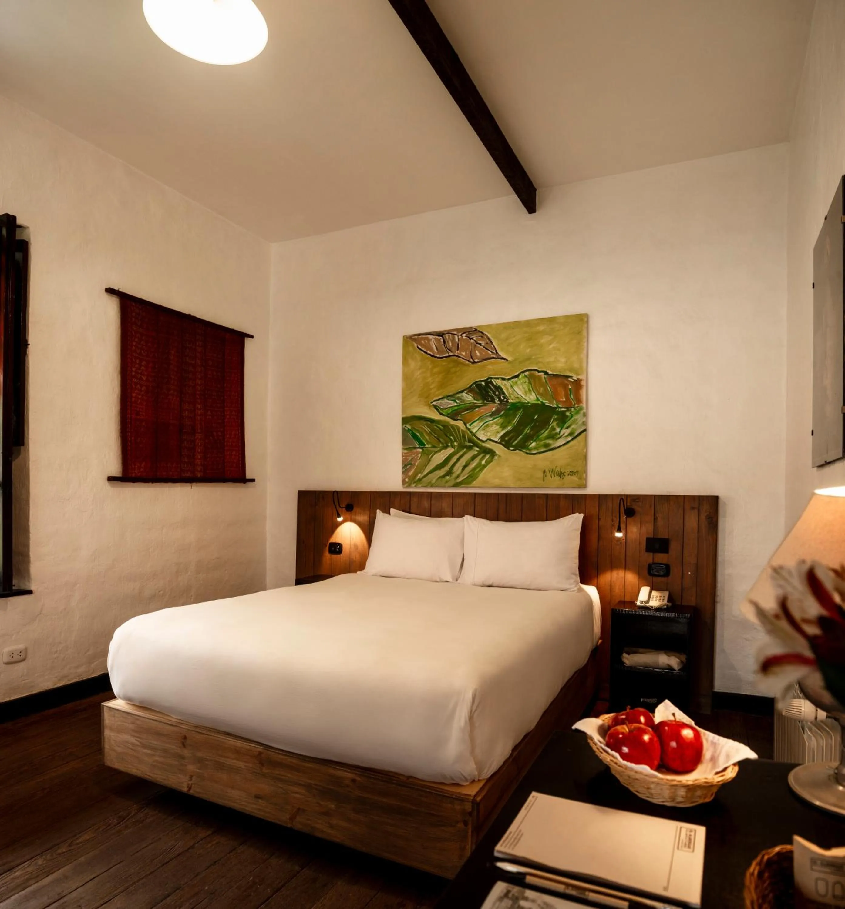 Bed in El Albergue Ollantaytambo