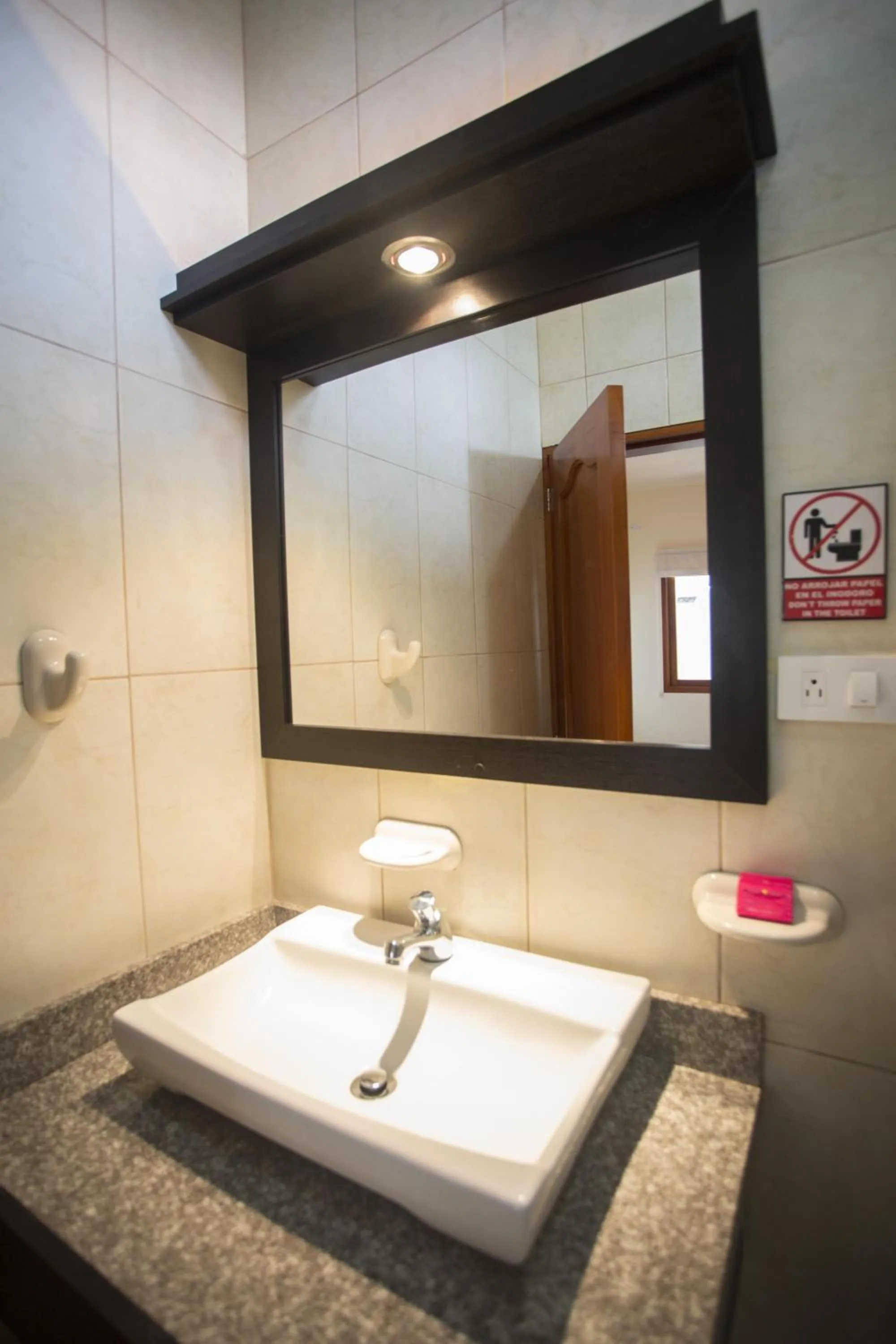 Bathroom in Hotel La Laguna Galapagos