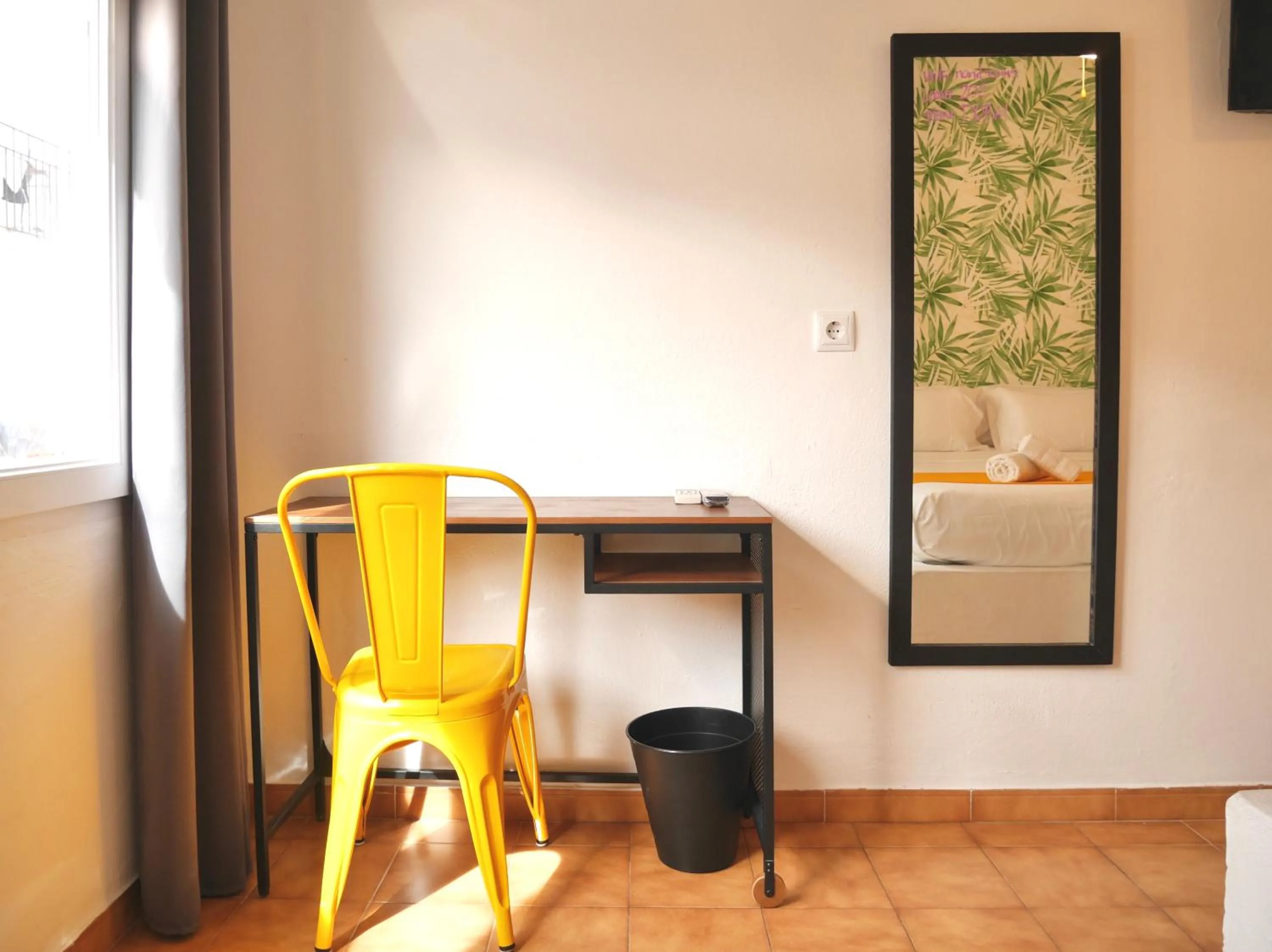 Bedroom in Nanit Rooms Ibiza Hostal